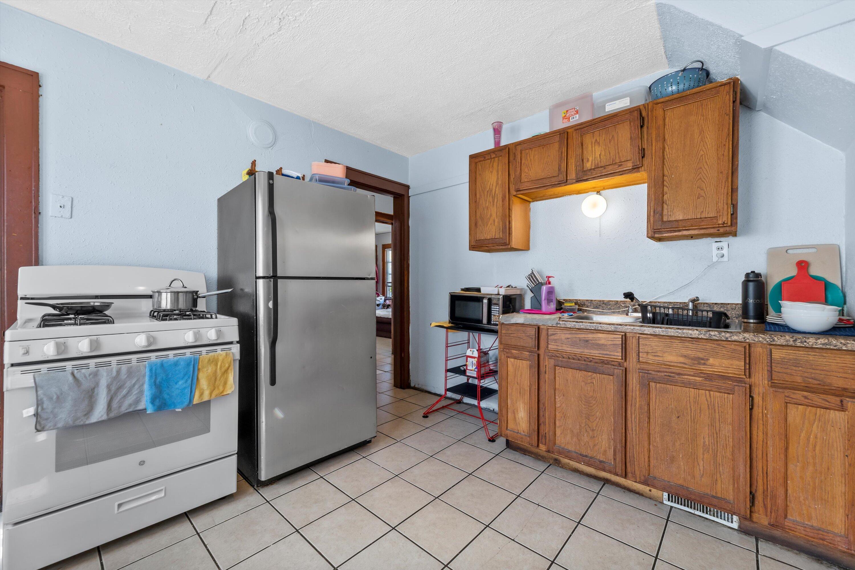 3600 N Vel R Phillips Ave Unit: 3602