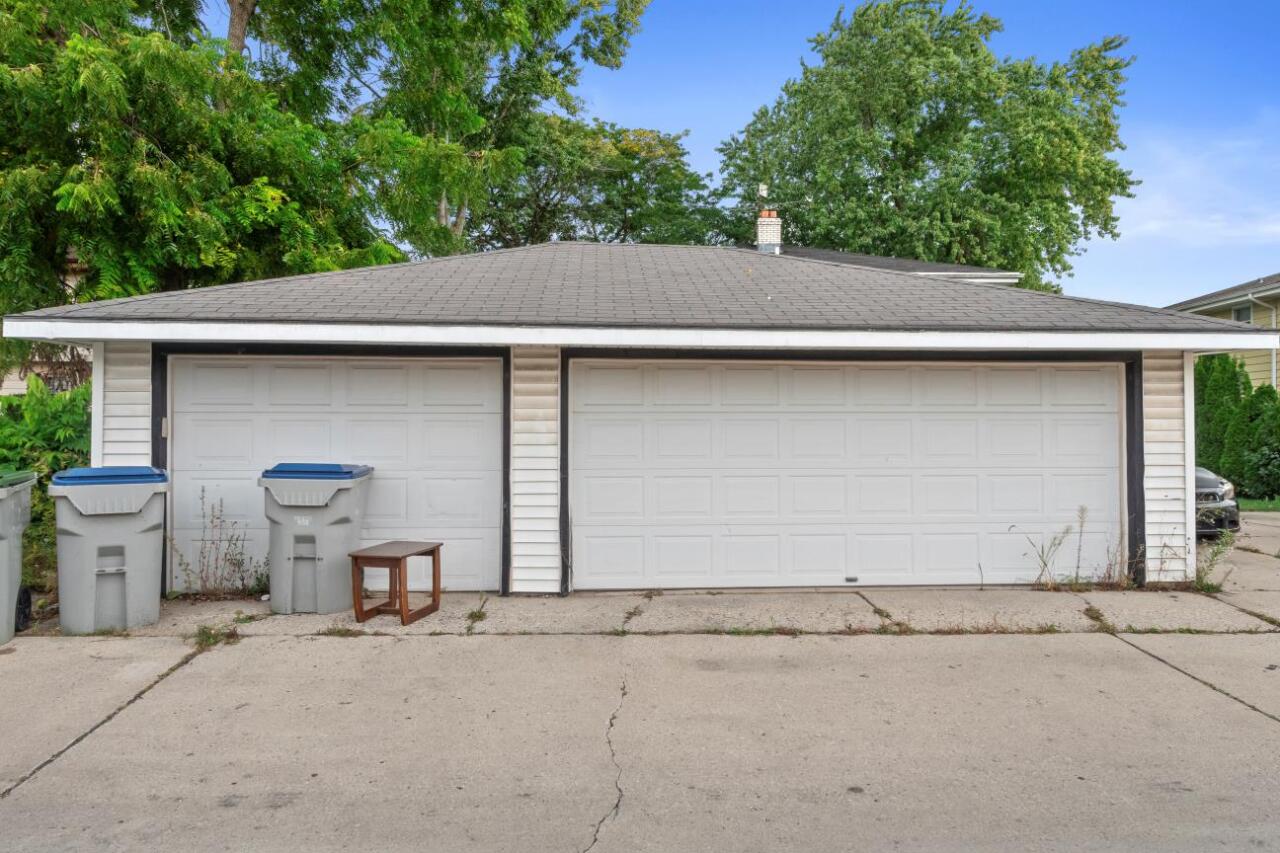10939 W Langlade St Unit: 10941