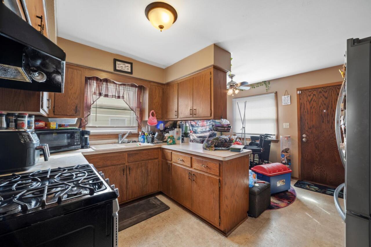10939 W Langlade St Unit: 10941