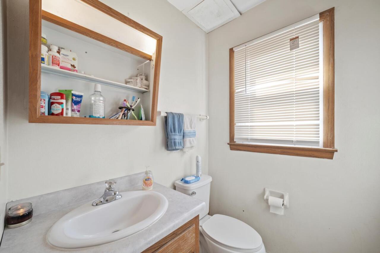10939 W Langlade St Unit: 10941