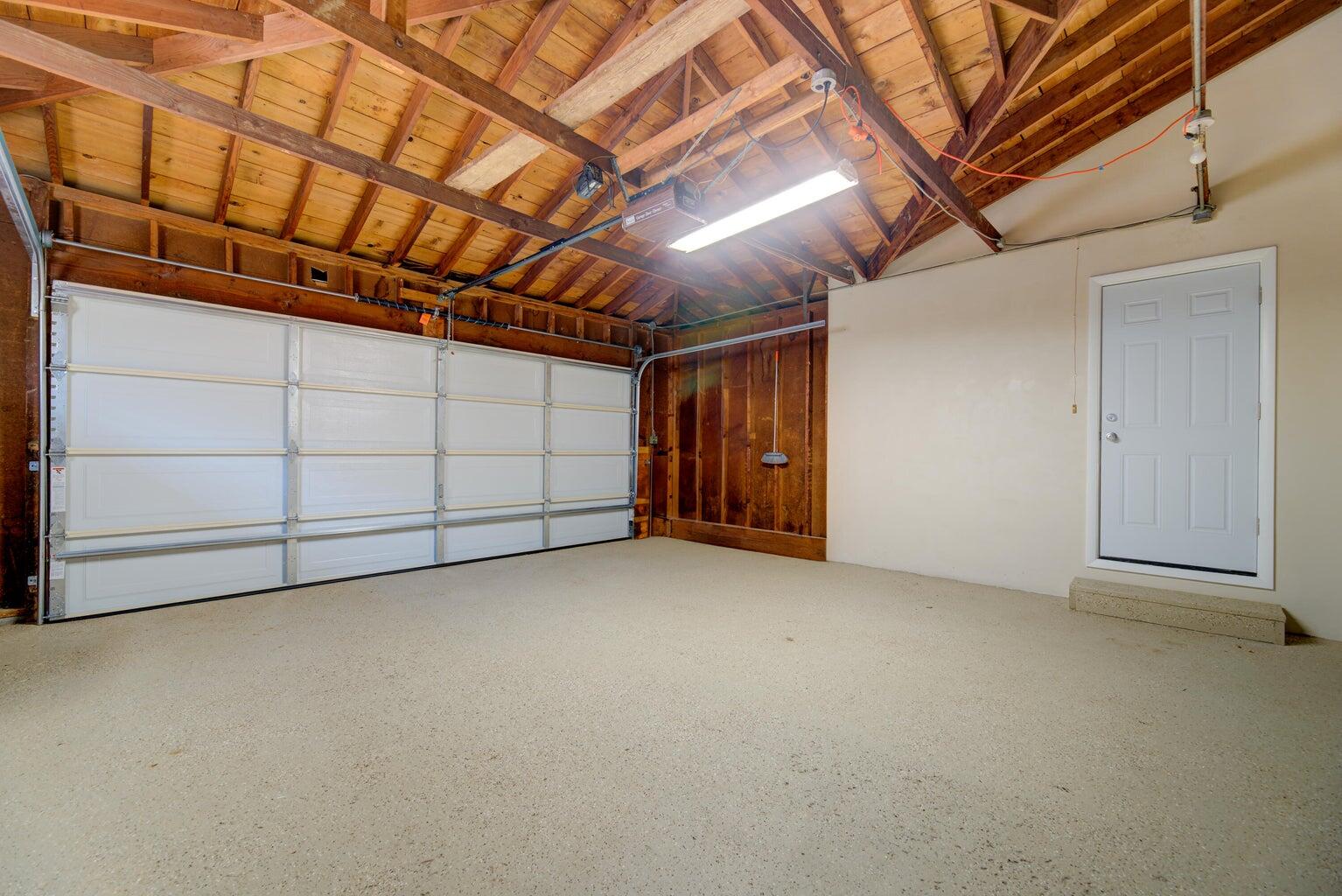 8122 W Potomac Ave