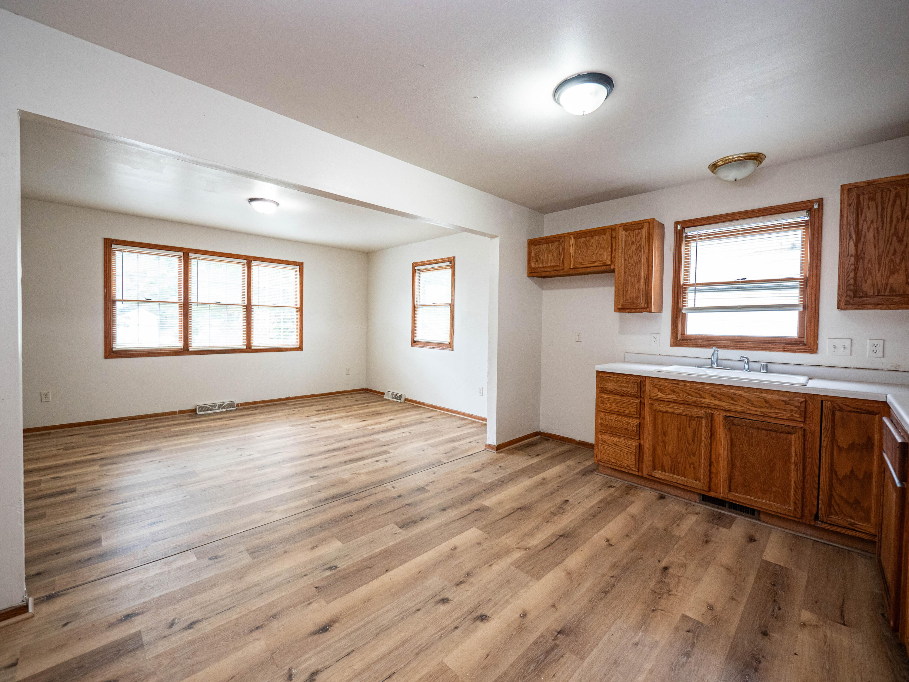 1112 S 63rd St Unit: 1114