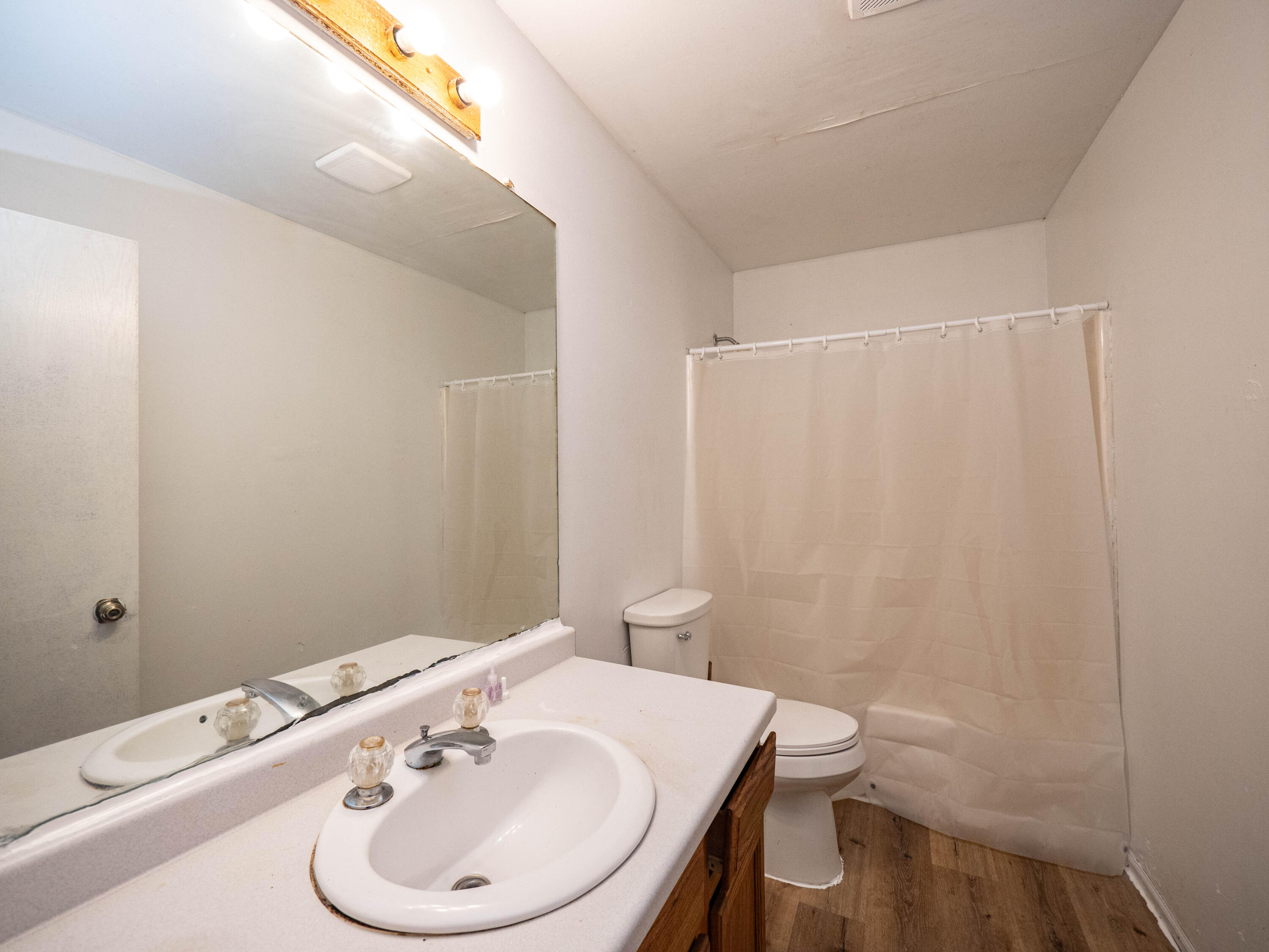 1112 S 63rd St Unit: 1114