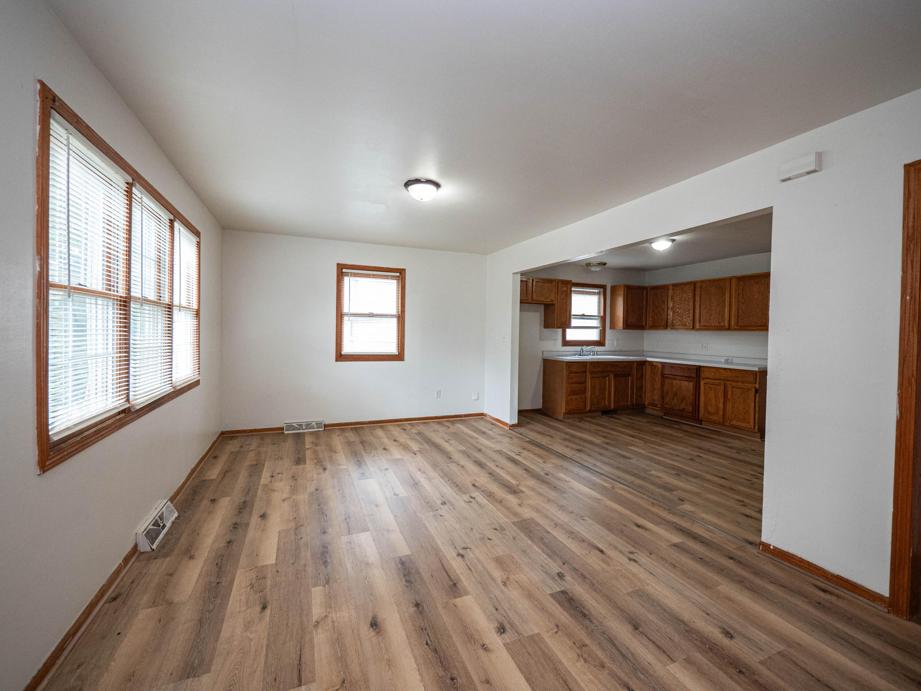 1112 S 63rd St Unit: 1114