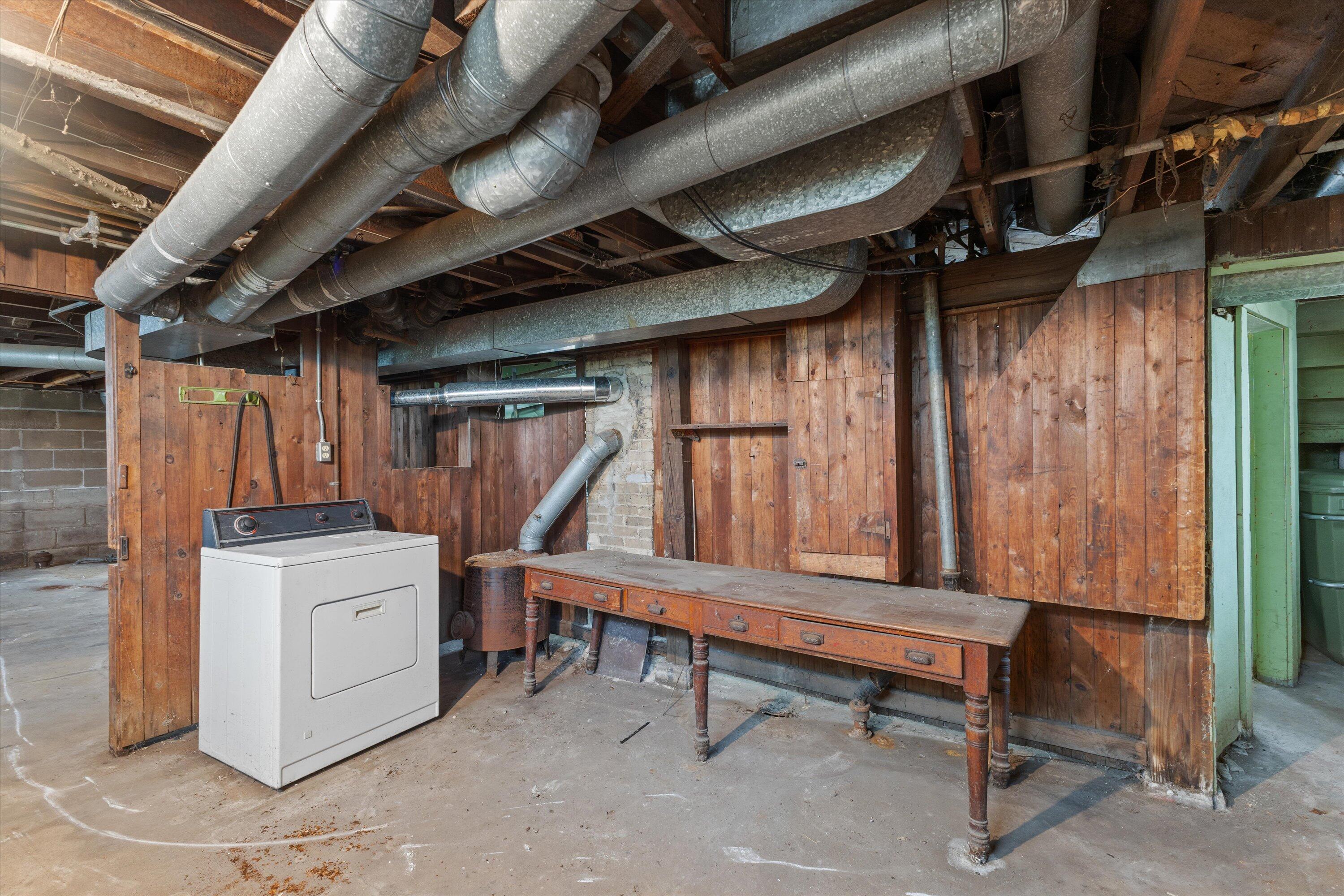 1607 N 52nd St Unit: 1609