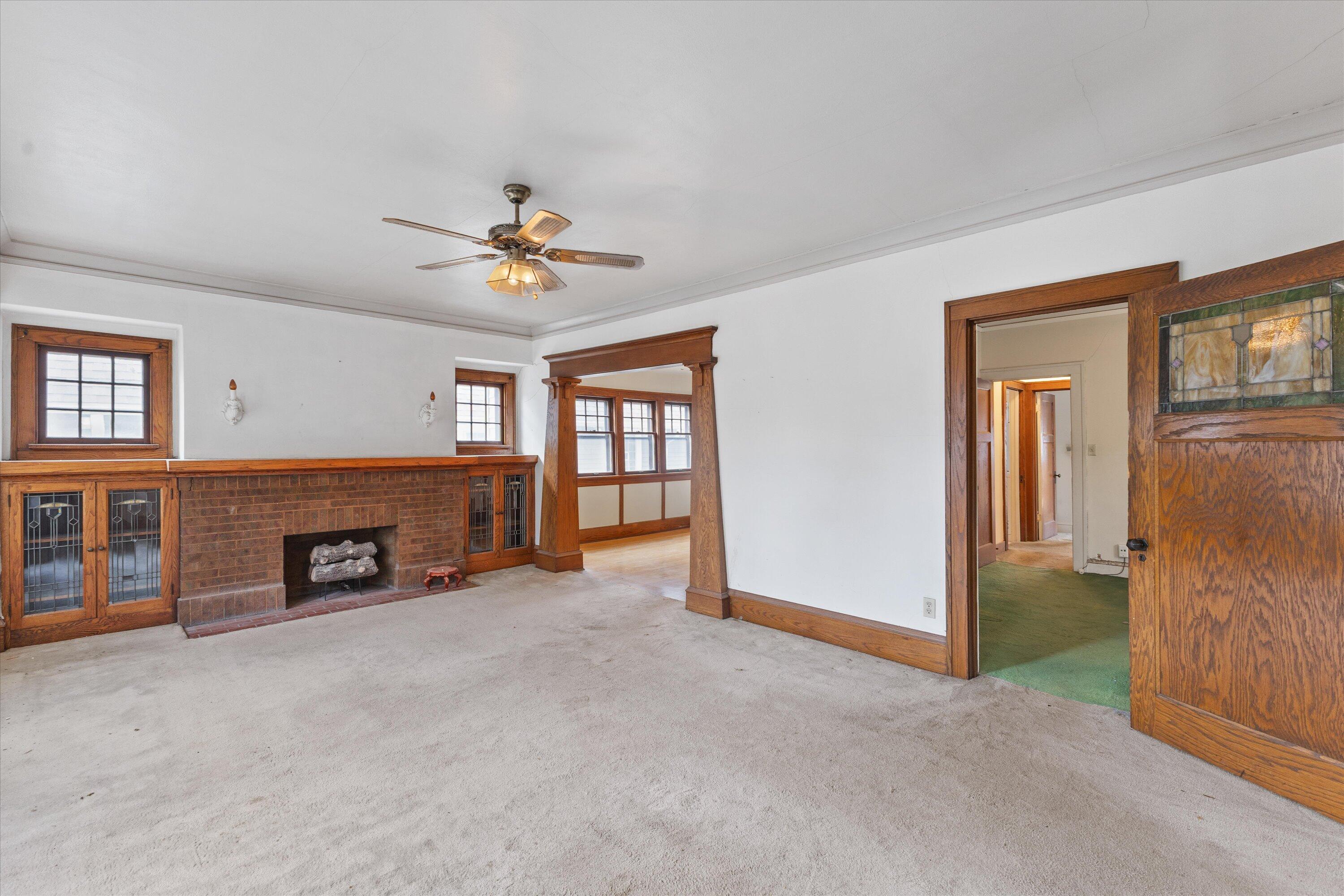 1607 N 52nd St Unit: 1609