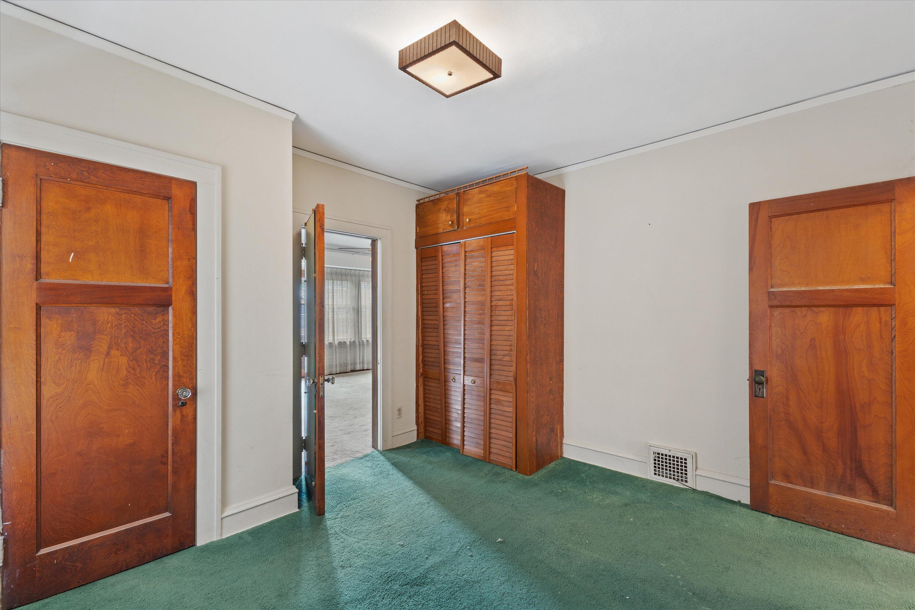 1607 N 52nd St Unit: 1609