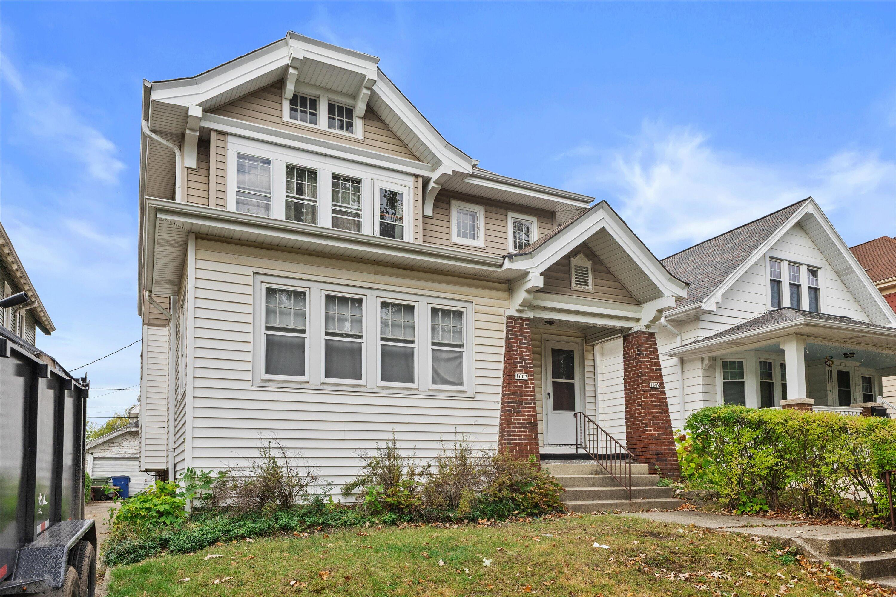 1607 N 52nd St Unit: 1609