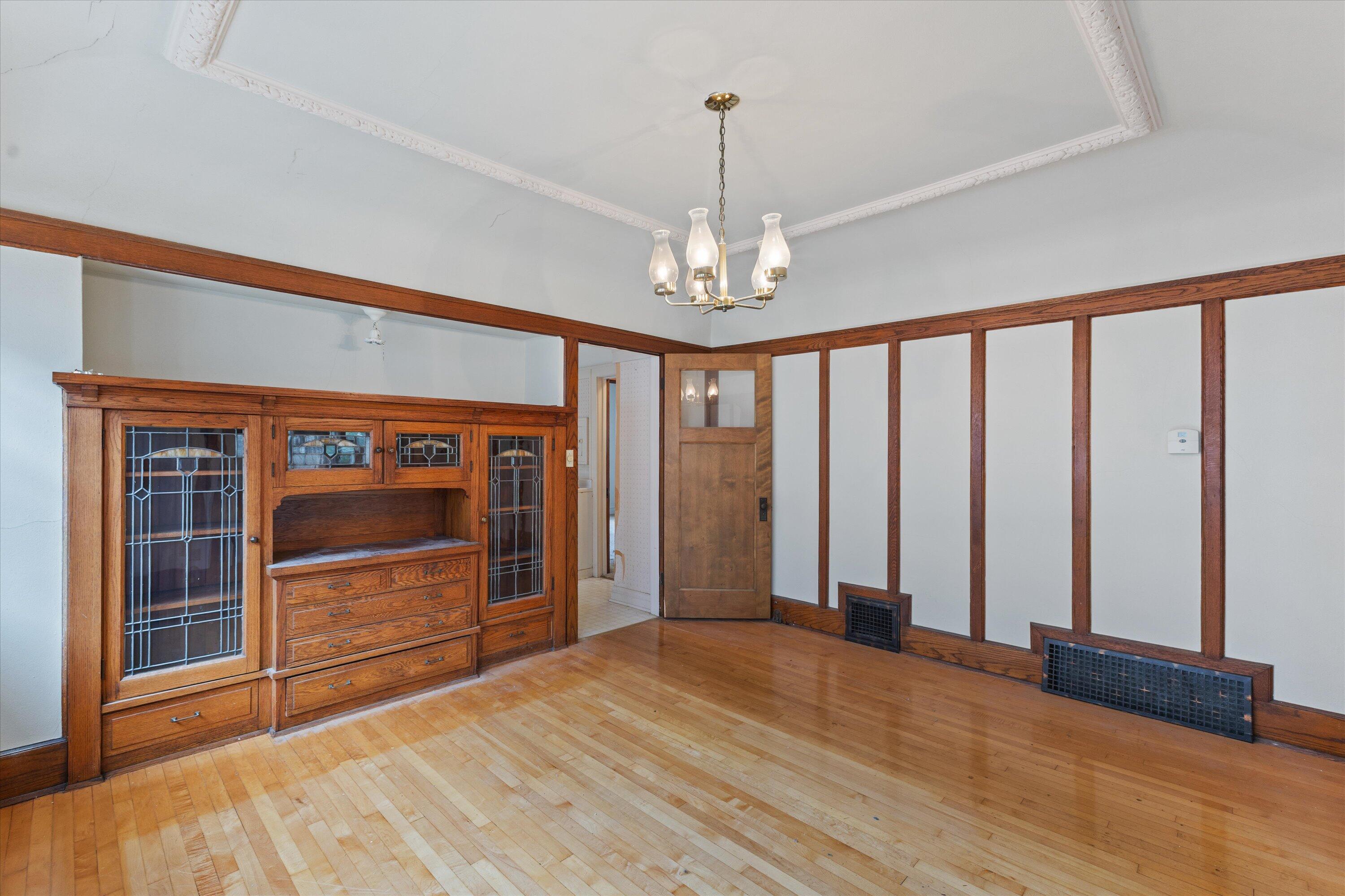 1607 N 52nd St Unit: 1609