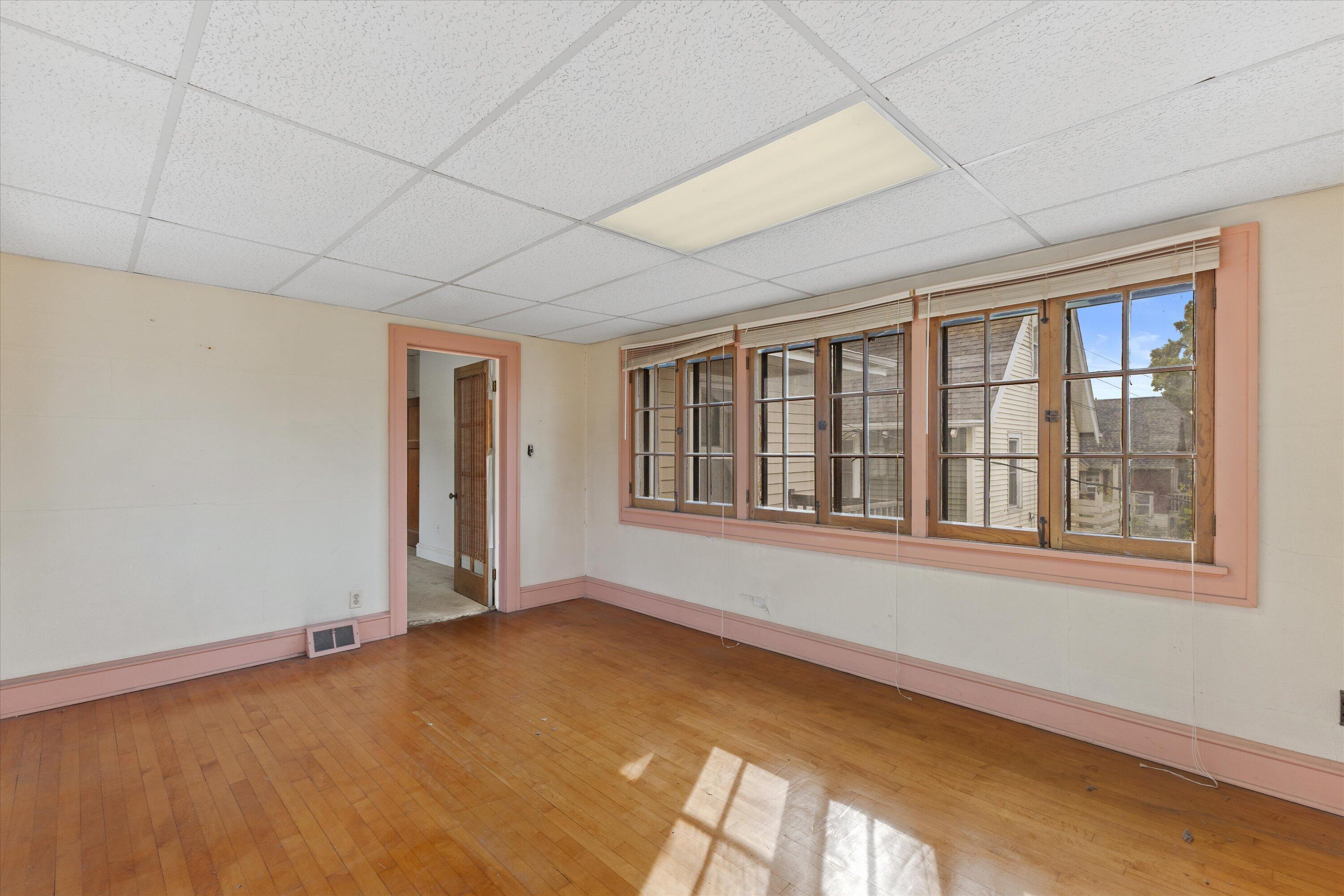 1607 N 52nd St Unit: 1609