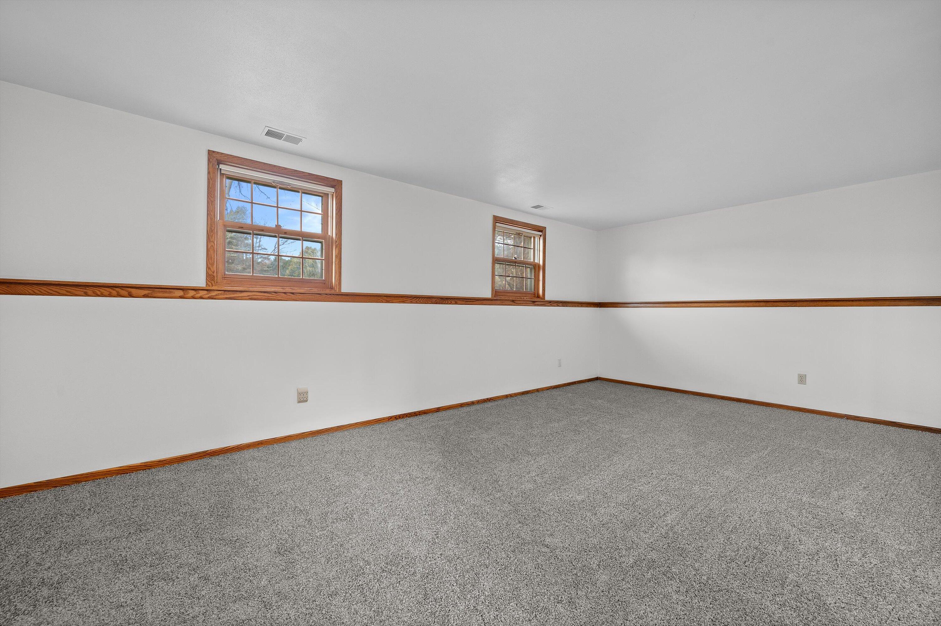 2127 Bonnie Ln