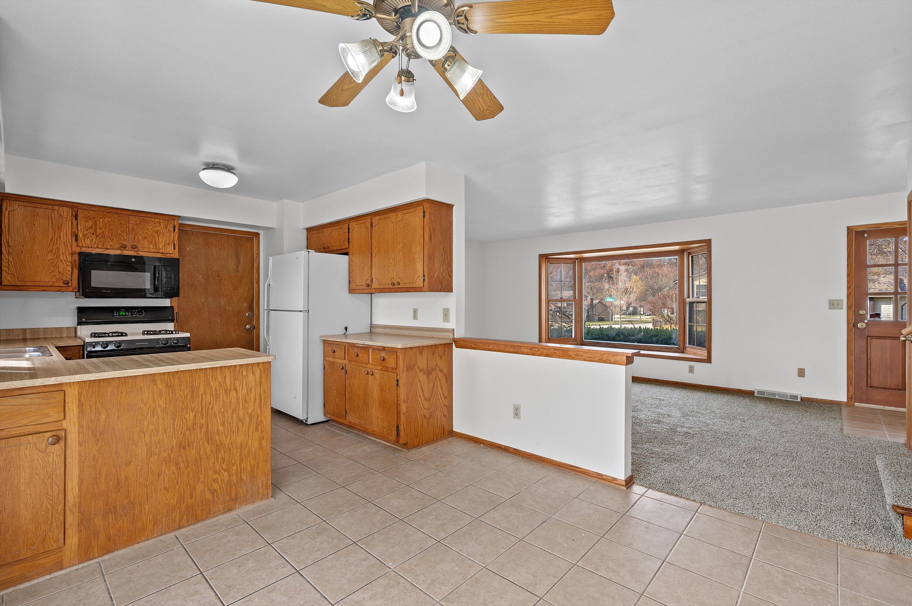 2127 Bonnie Ln