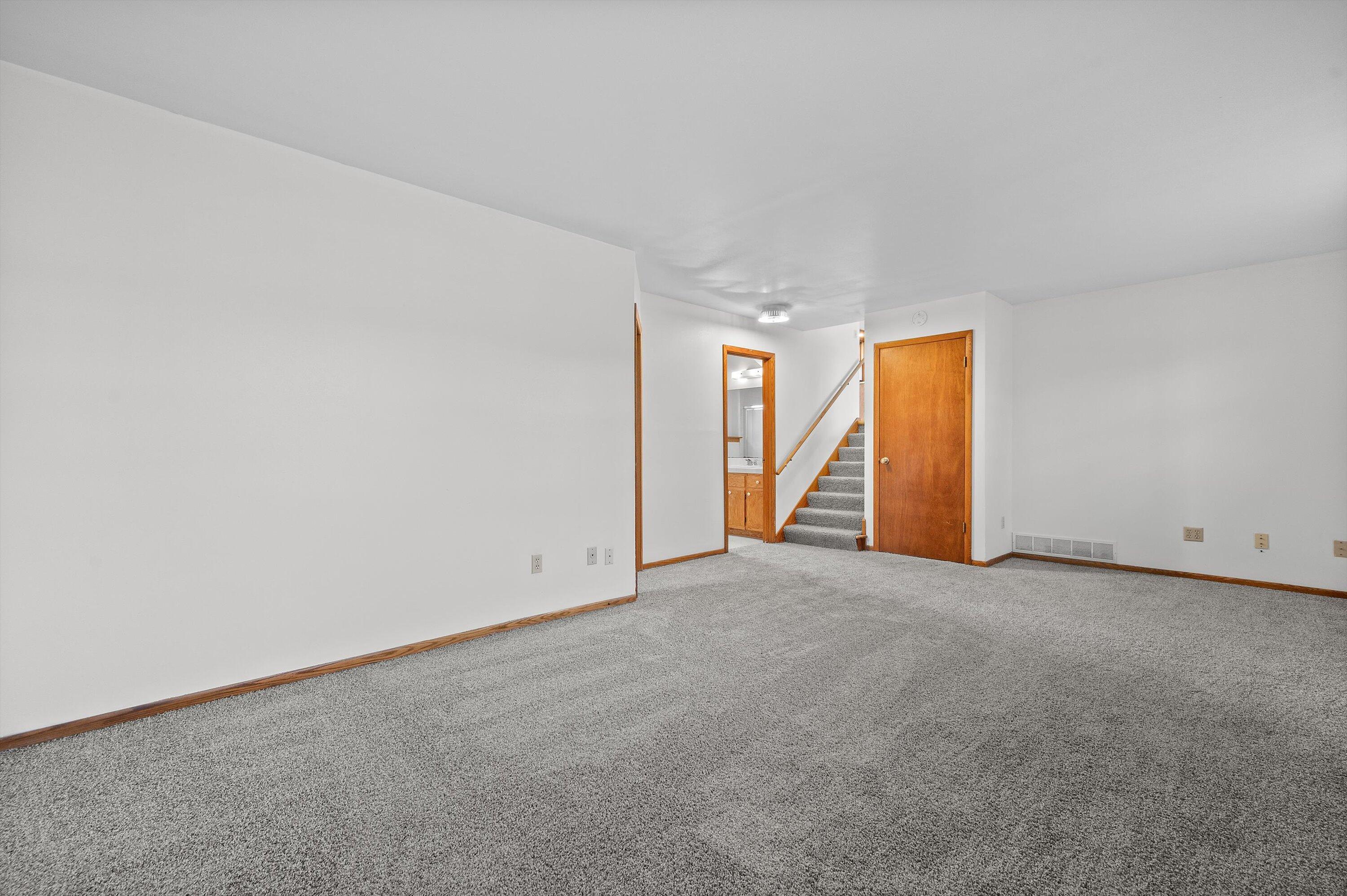 2127 Bonnie Ln