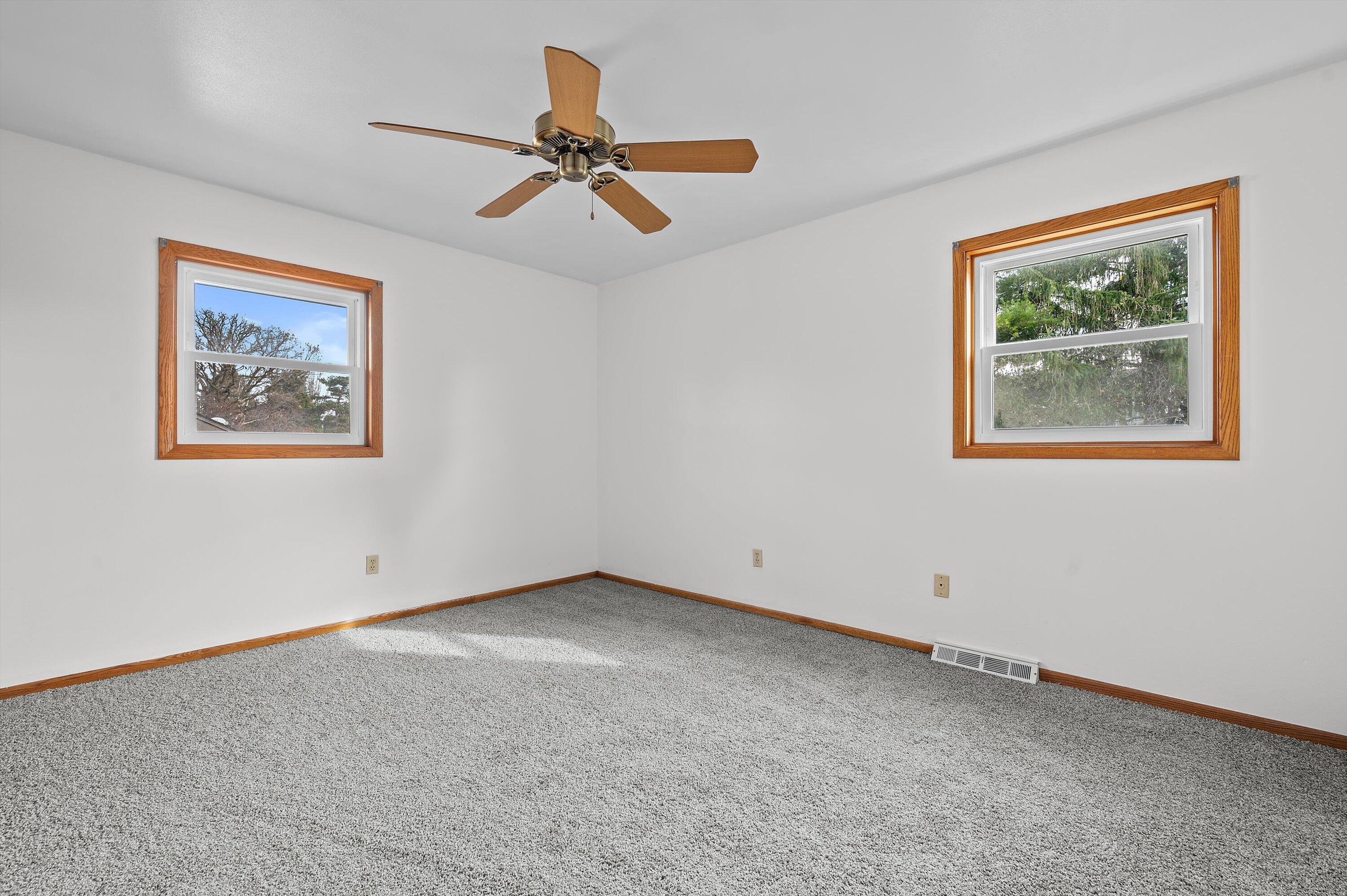 2127 Bonnie Ln