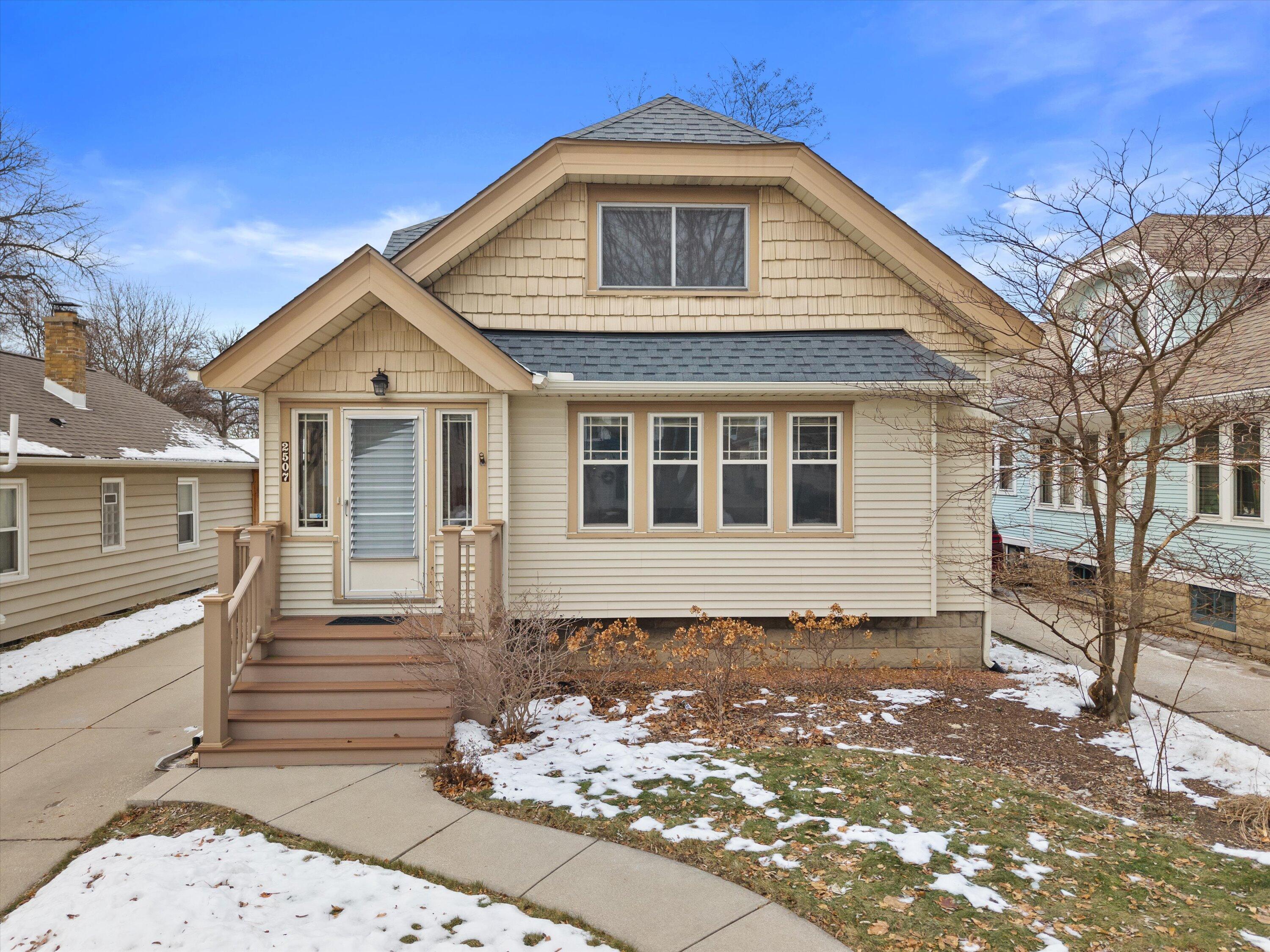 2507 N 70th St