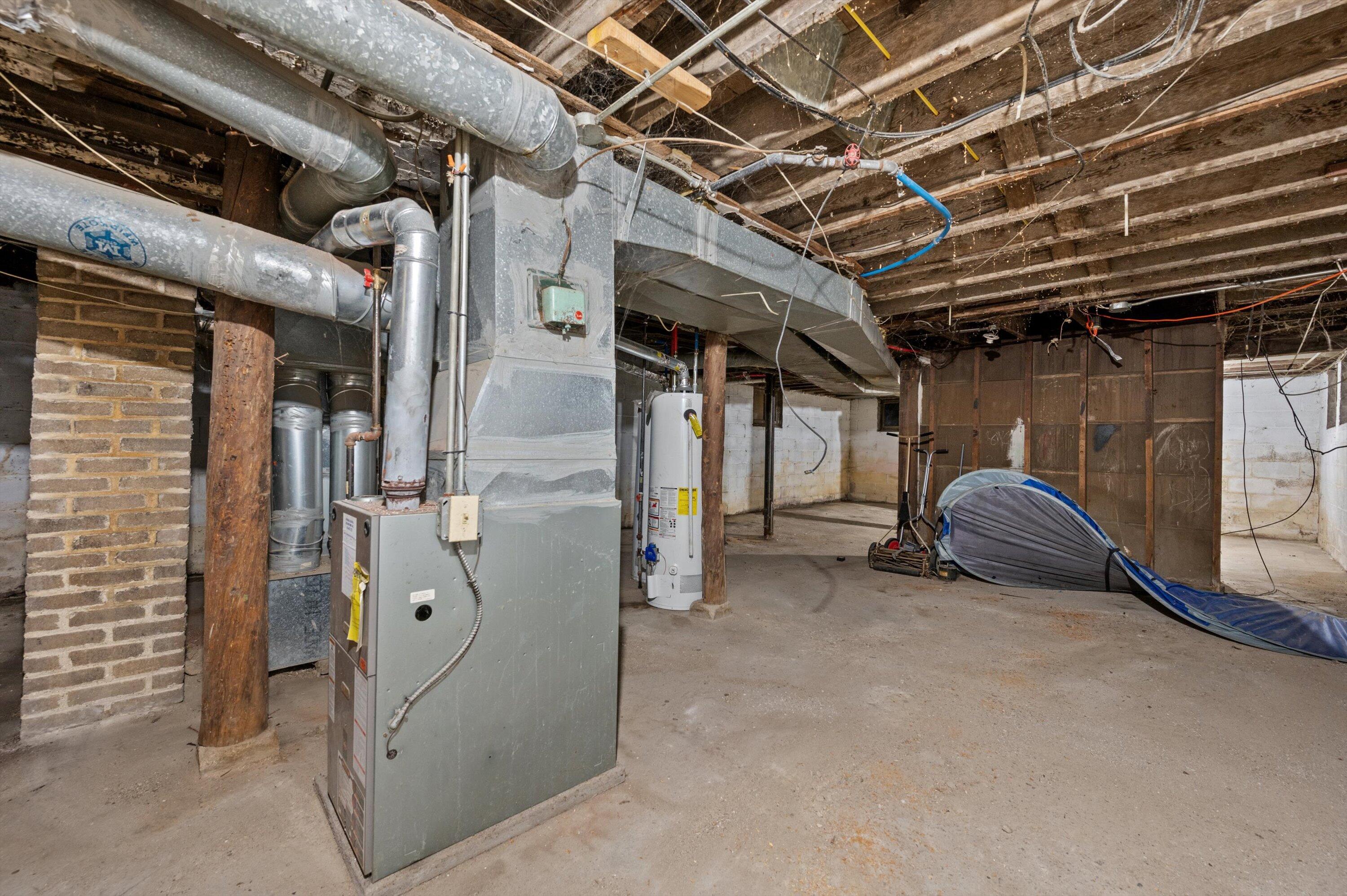 2724 N Palmer St Unit: 2724A