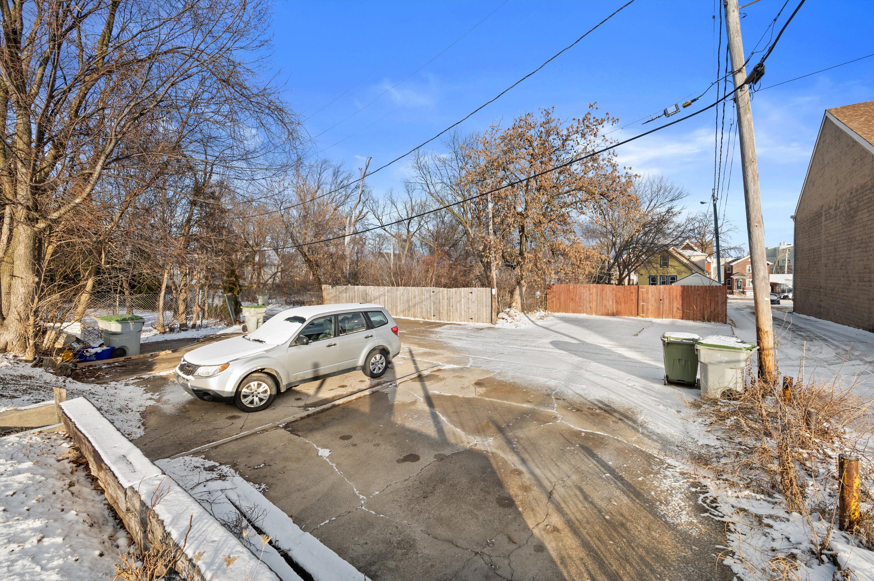 2724 N Palmer St Unit: 2724A