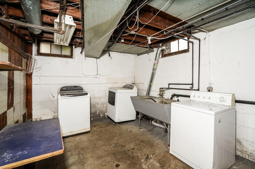 3013 N 60th St Unit: 3015