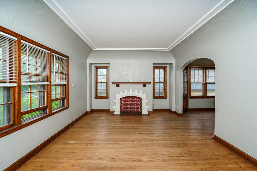 3013 N 60th St Unit: 3015