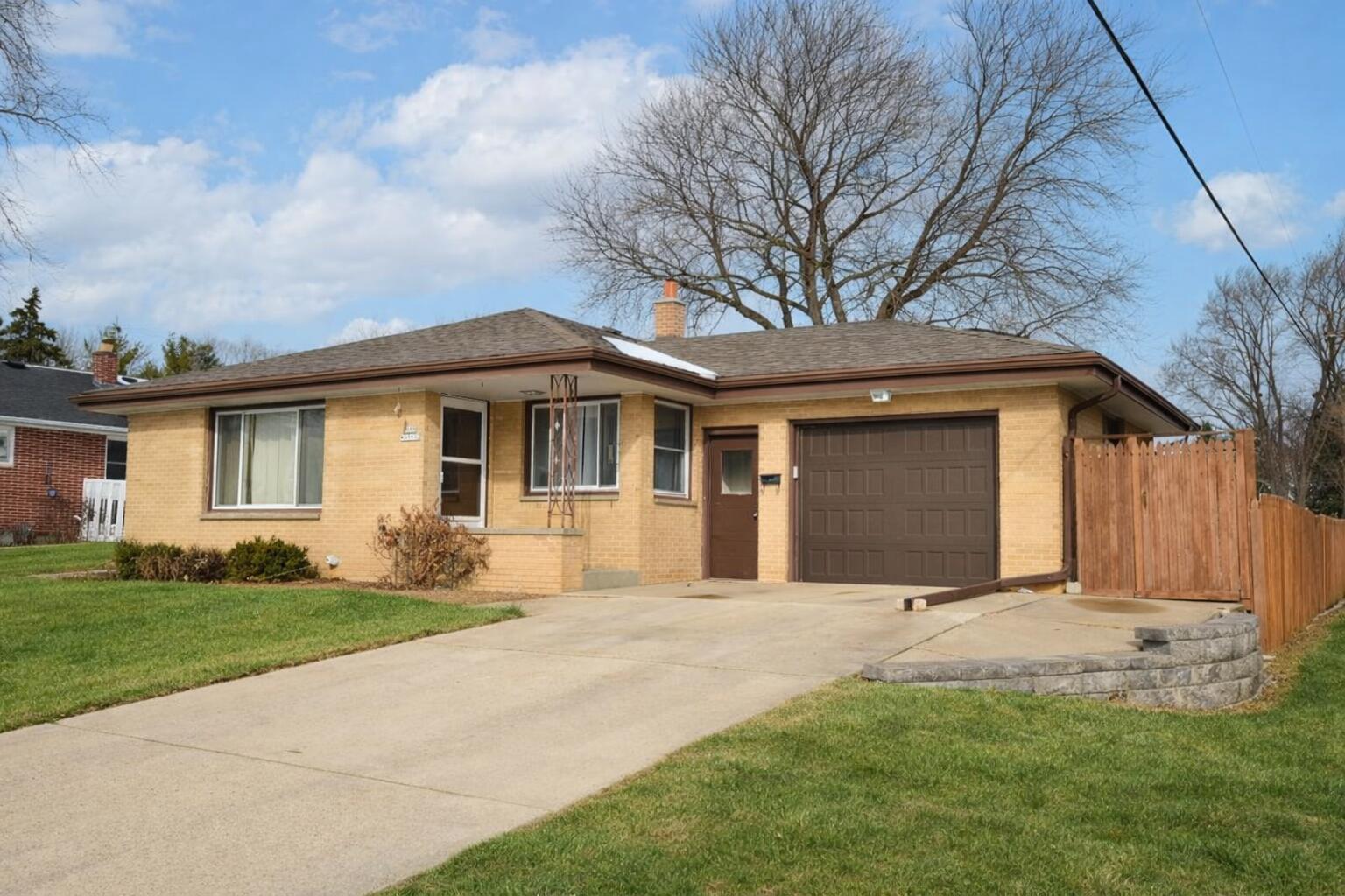 N89W15932 Cleveland Ave