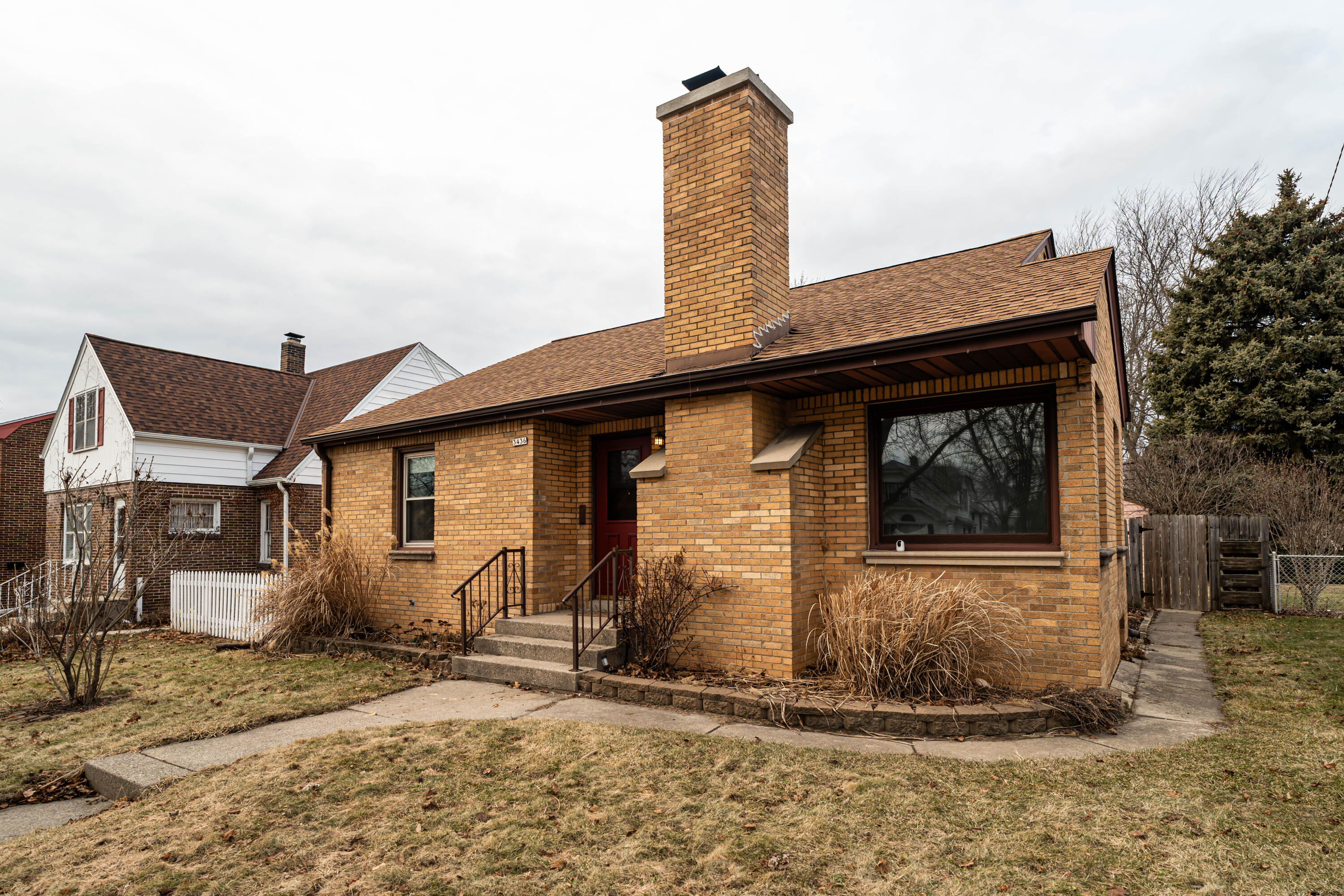 3436 E Van Norman Ave