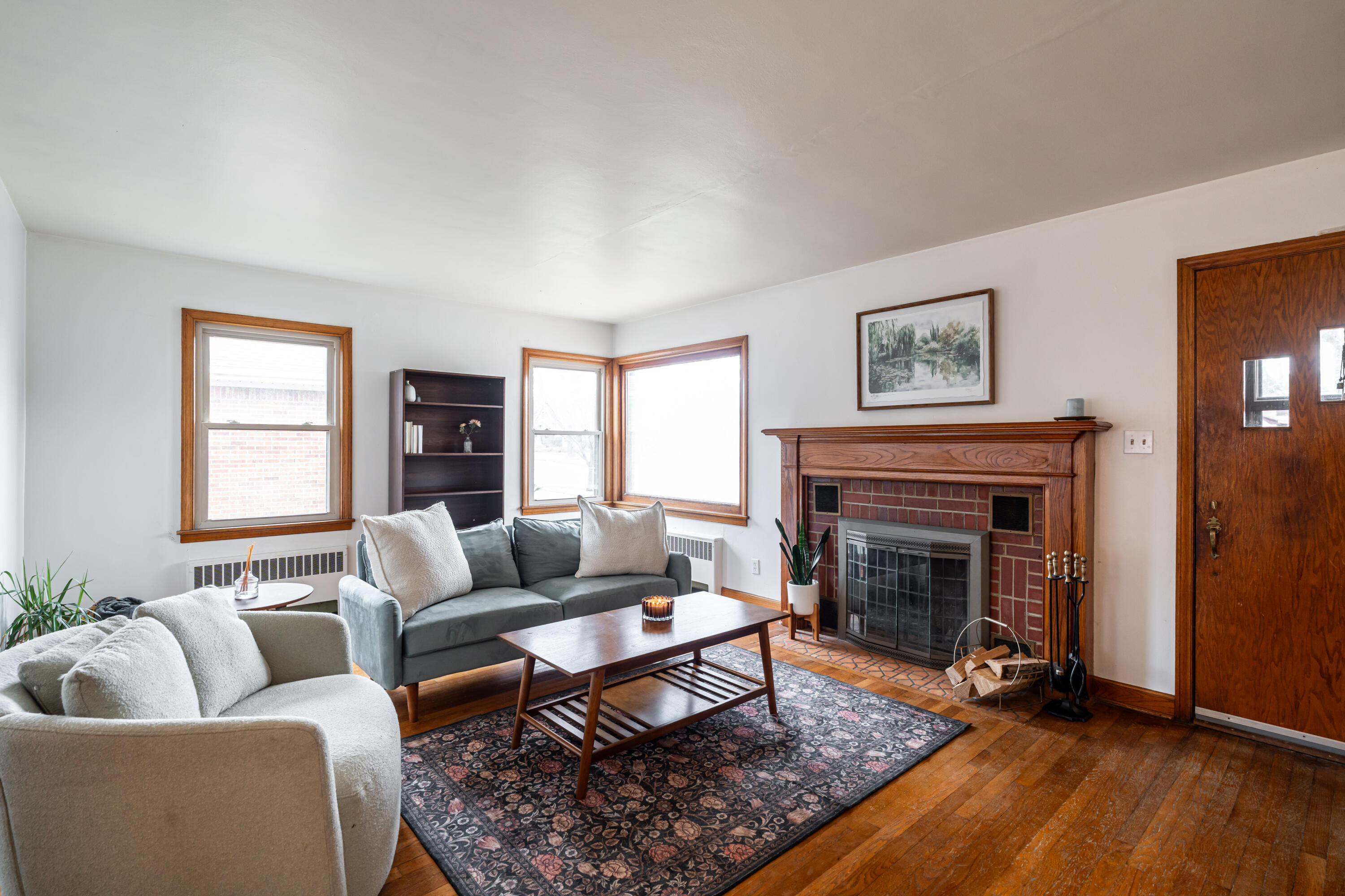 3436 E Van Norman Ave