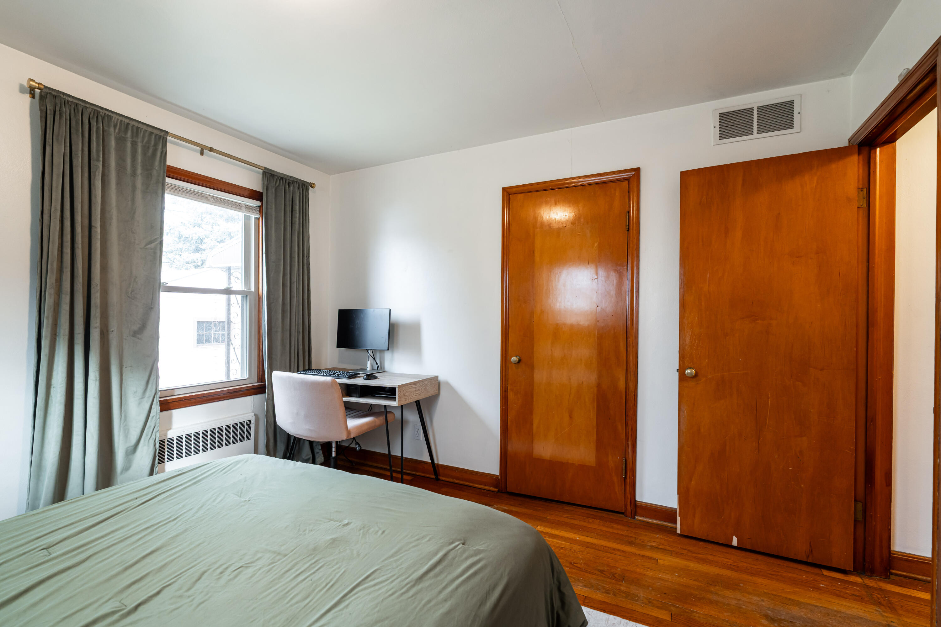 3436 E Van Norman Ave