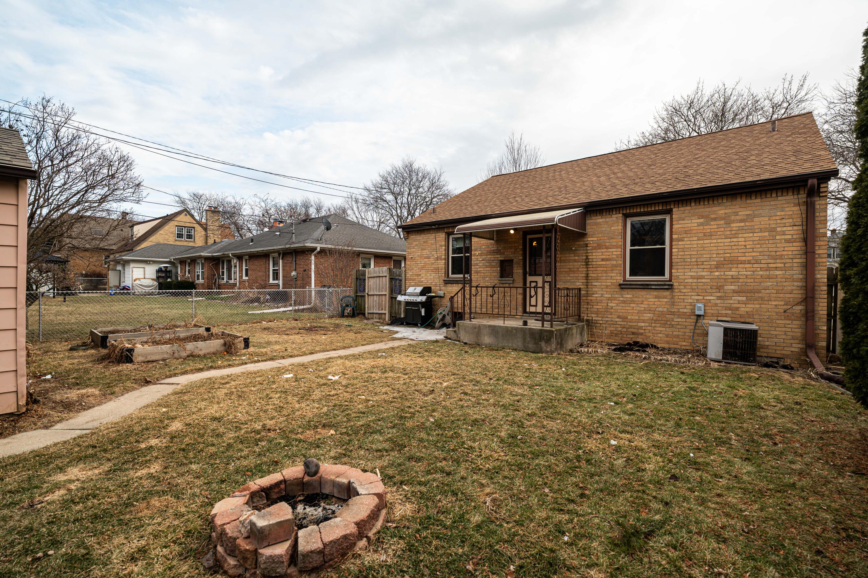 3436 E Van Norman Ave