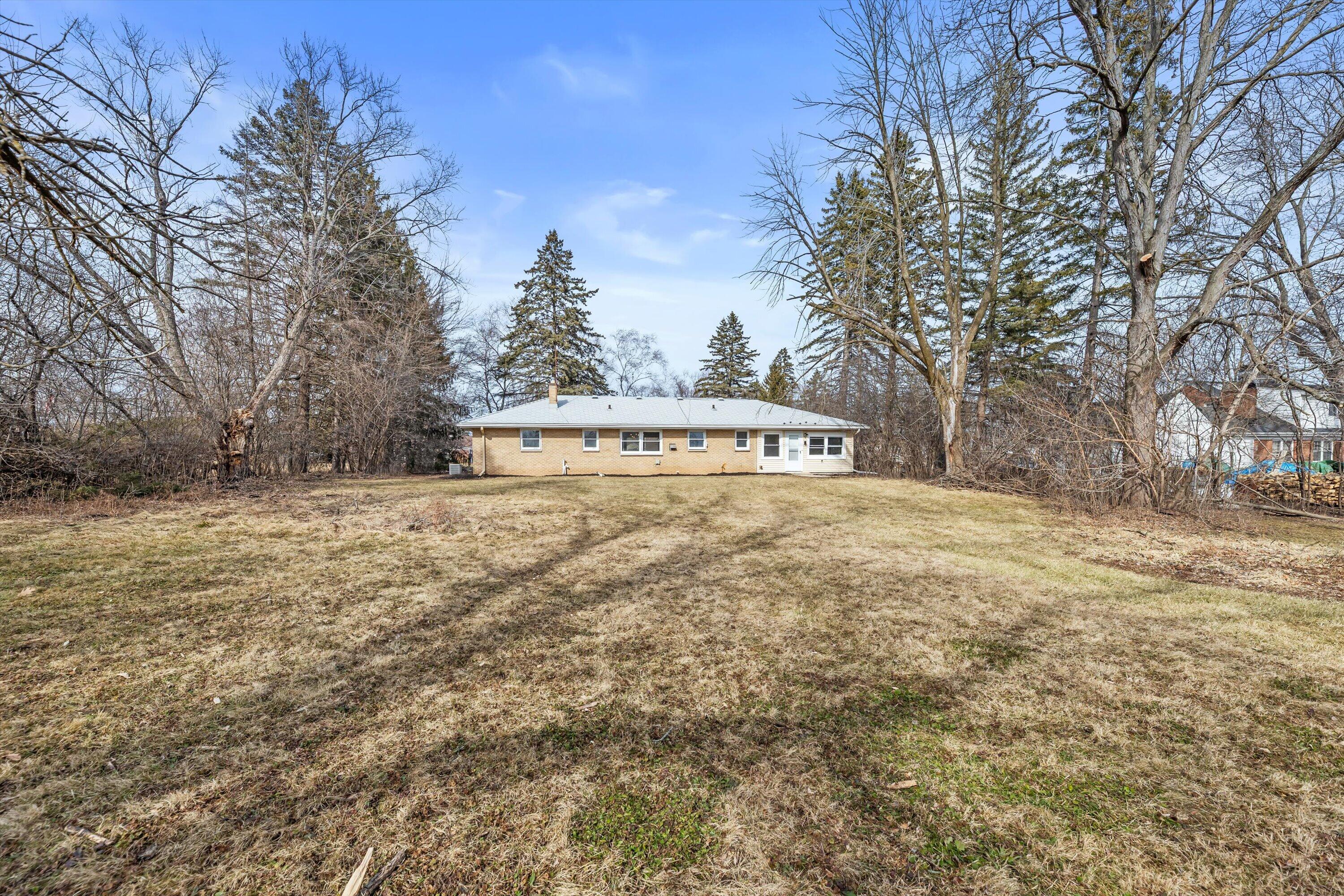 N80W15821 Rainbow Dr