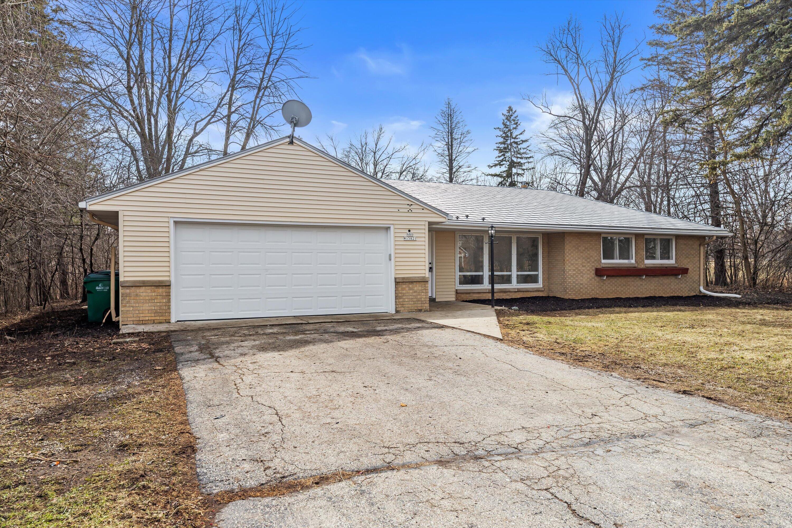 N80W15821 Rainbow Dr
