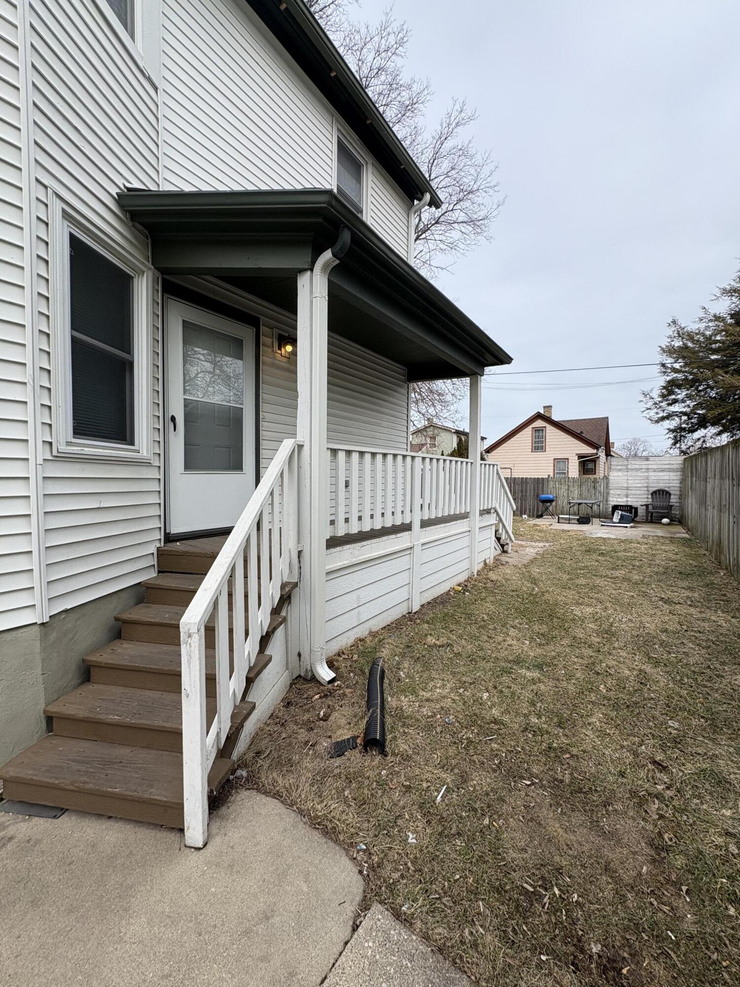 233 Frank Ave
