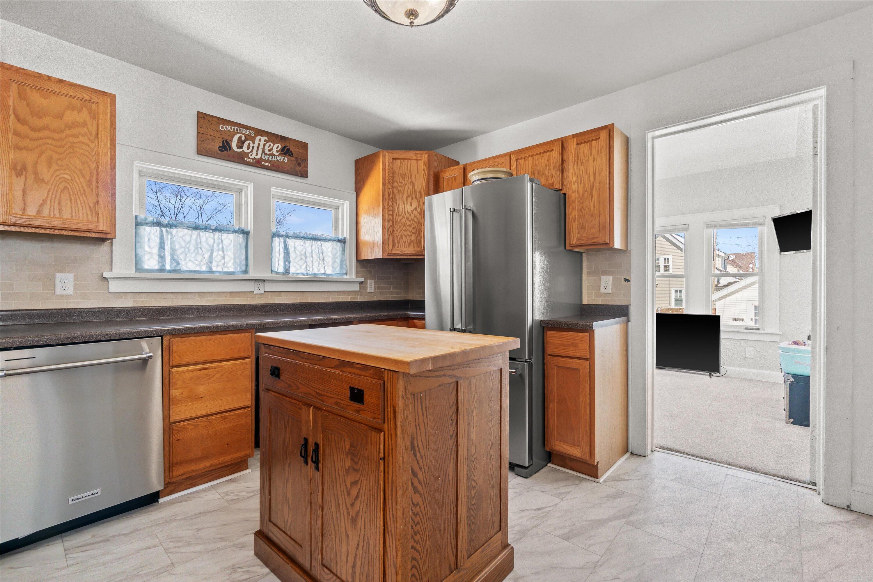 4732 W Beloit Rd Unit: 4734