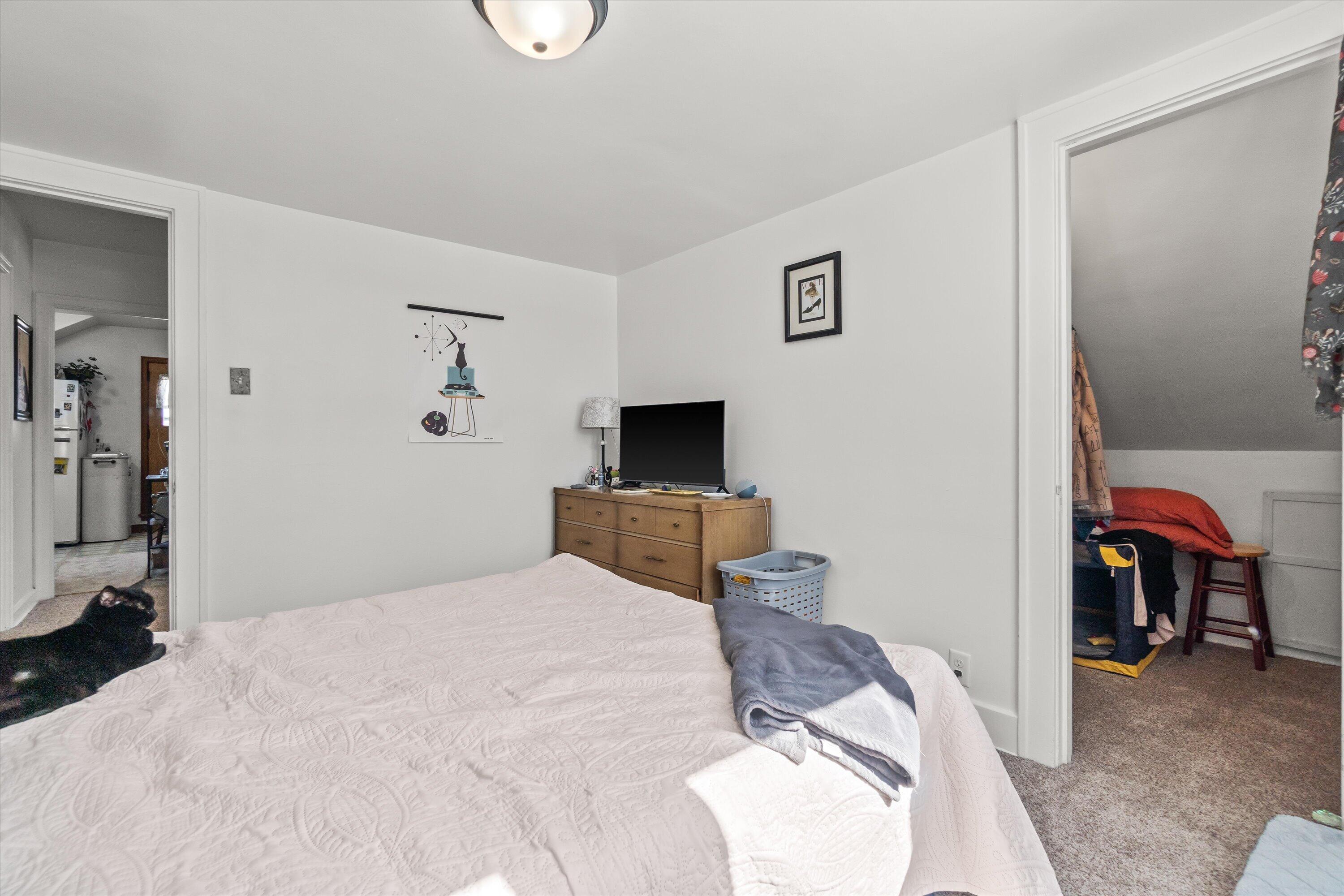 4732 W Beloit Rd Unit: 4734