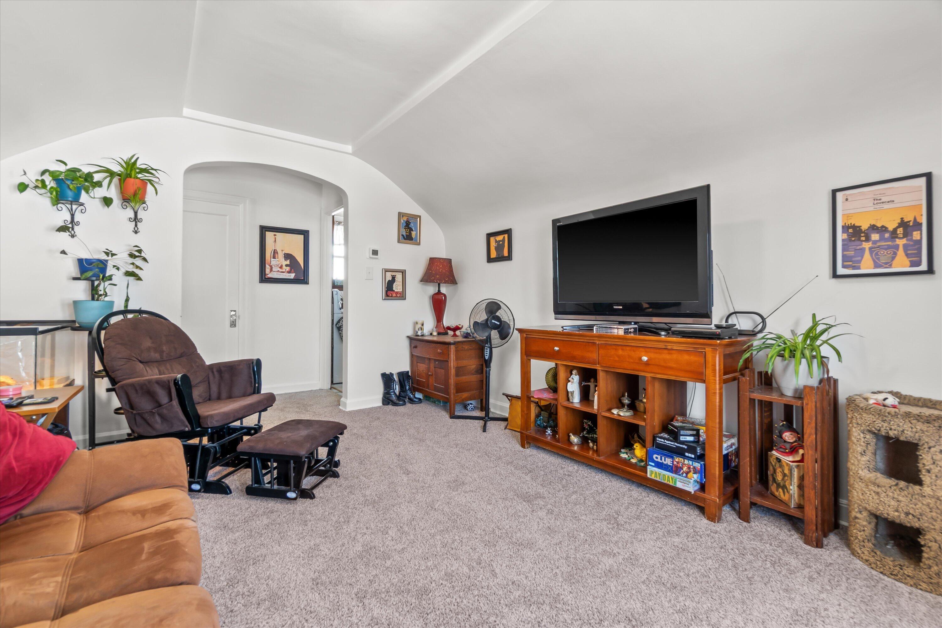 4732 W Beloit Rd Unit: 4734