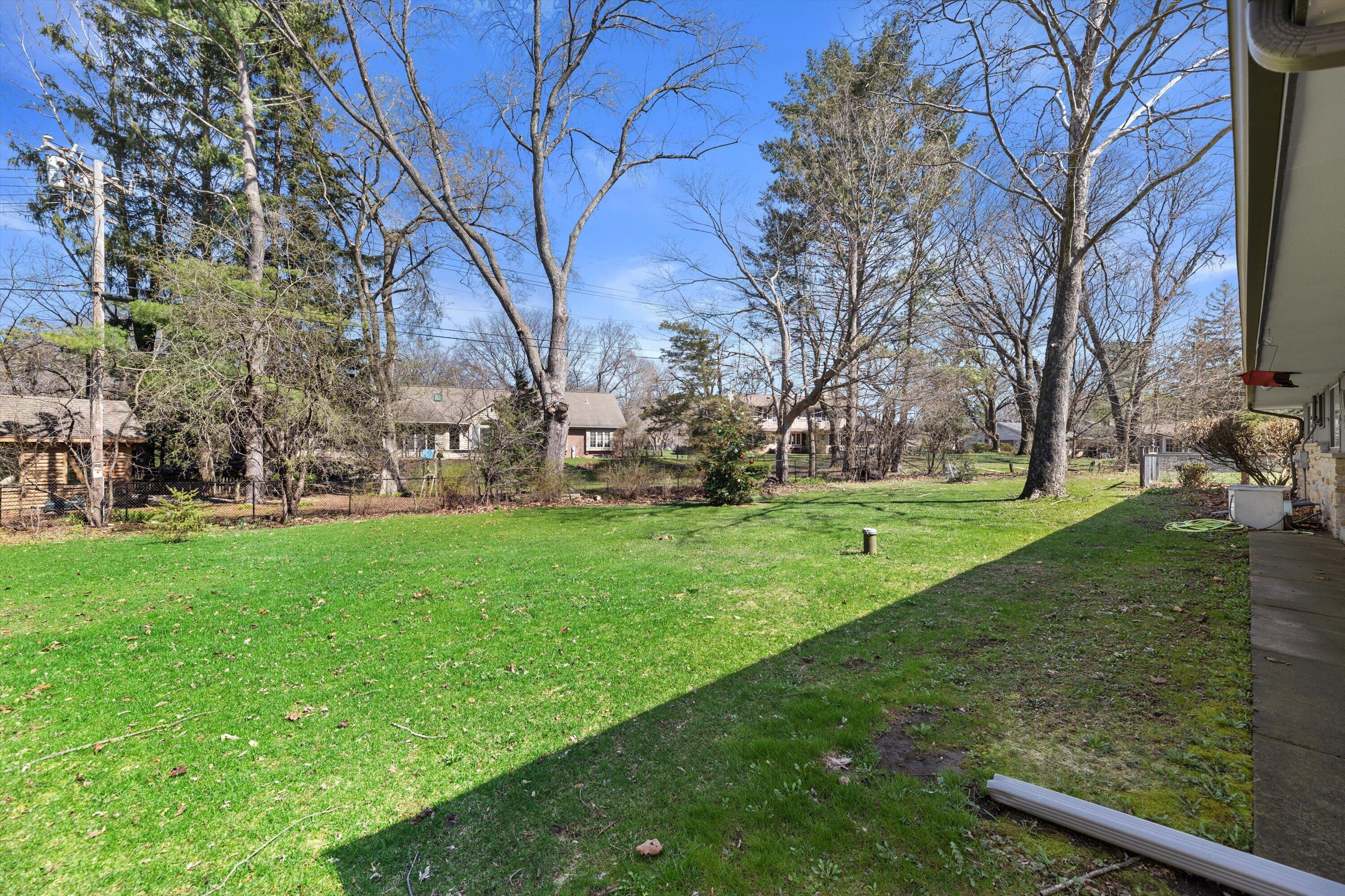 9432 W Garden Ct