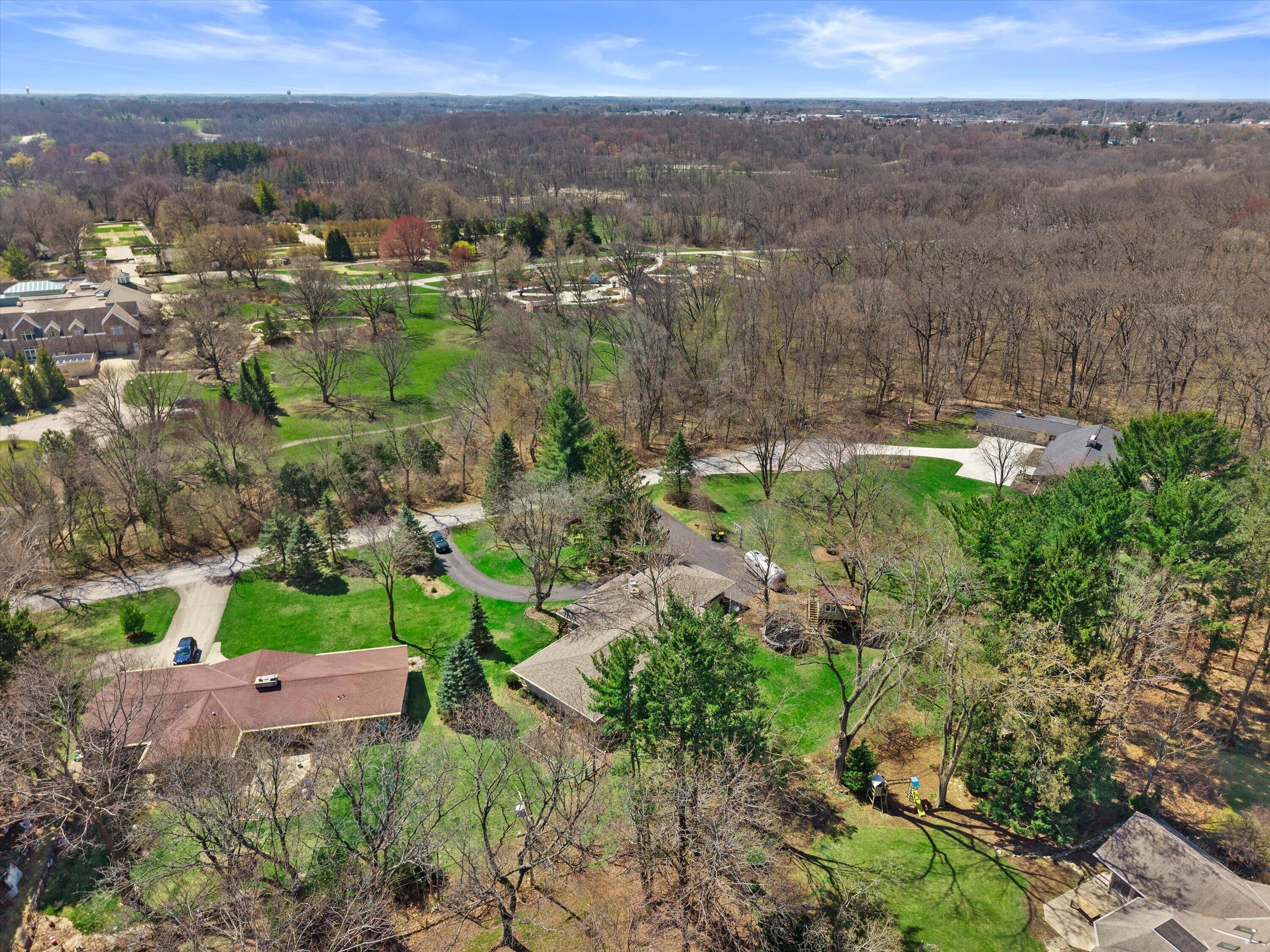 9432 W Garden Ct