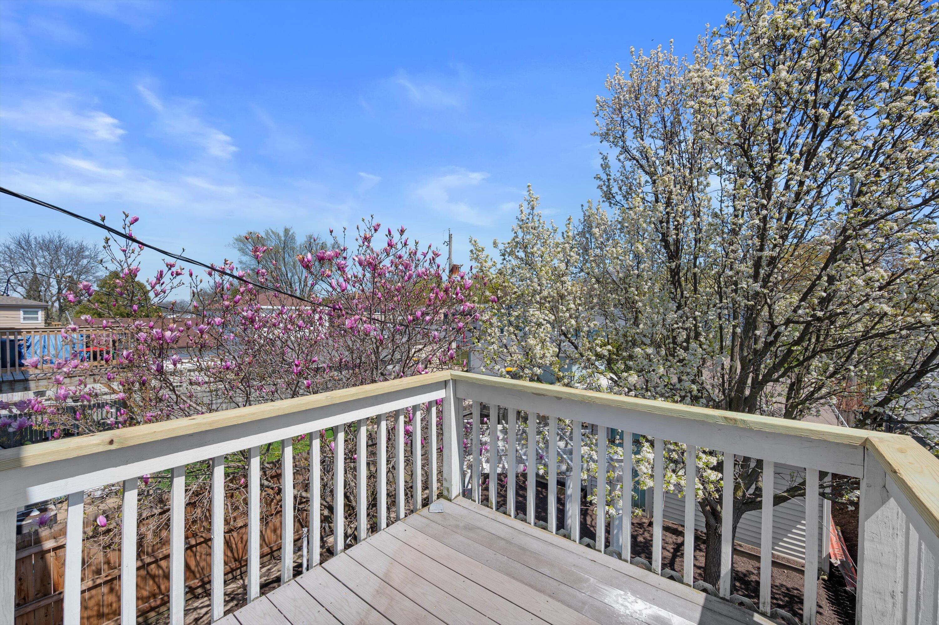 2436 S 75th St Unit: 2438