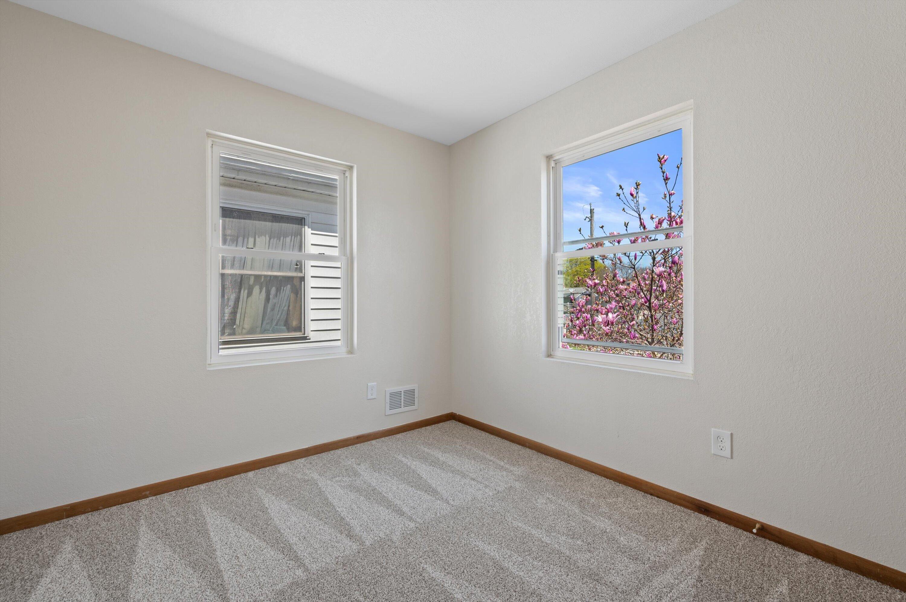 2436 S 75th St Unit: 2438