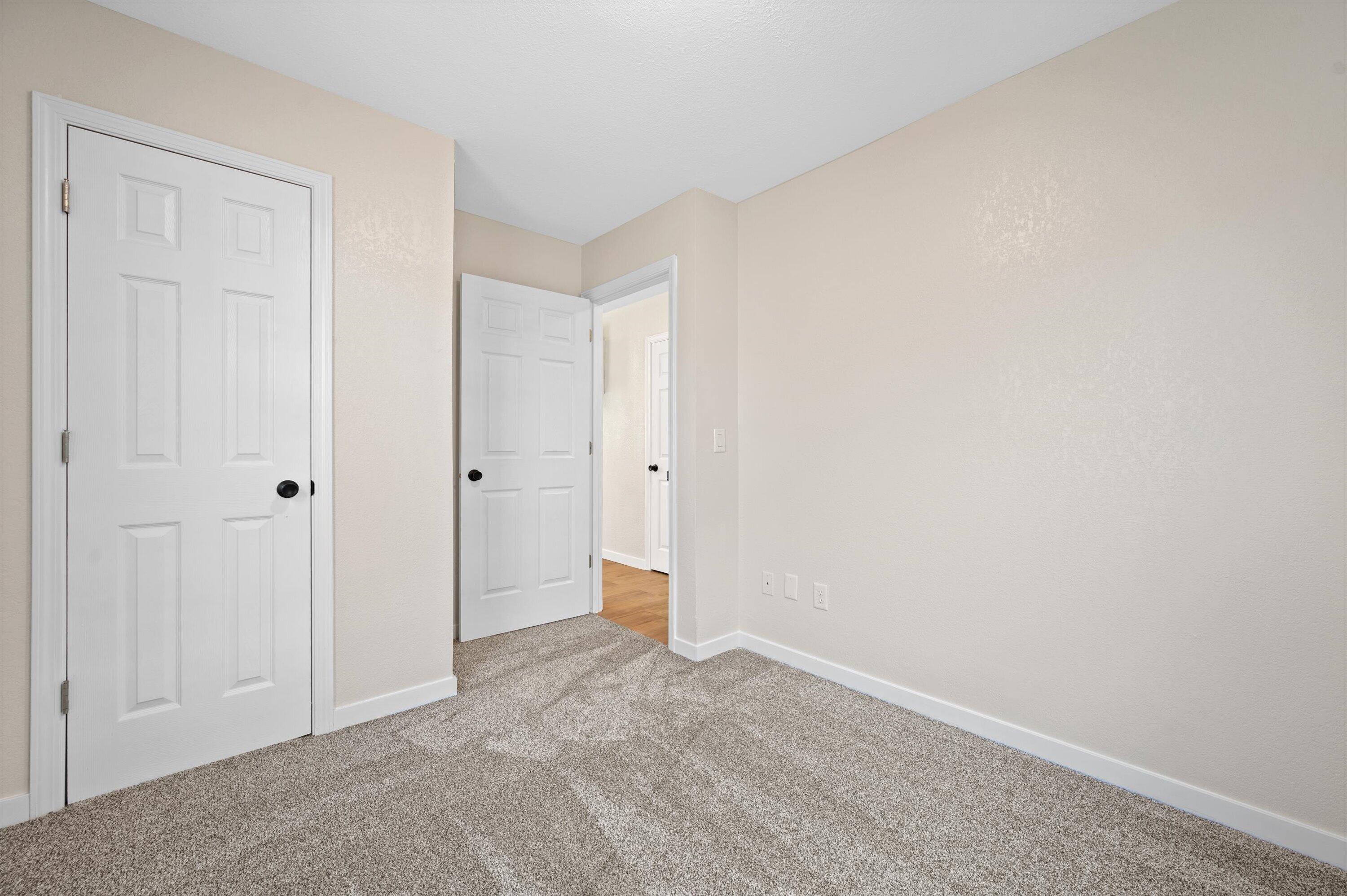 2436 S 75th St Unit: 2438