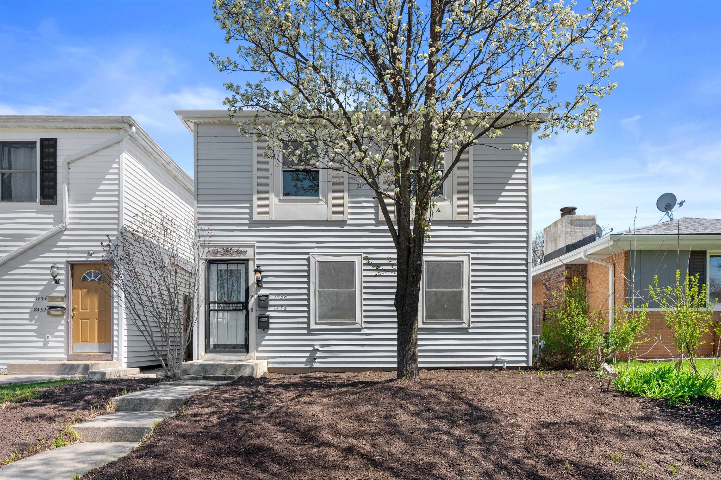 2436 S 75th St Unit: 2438