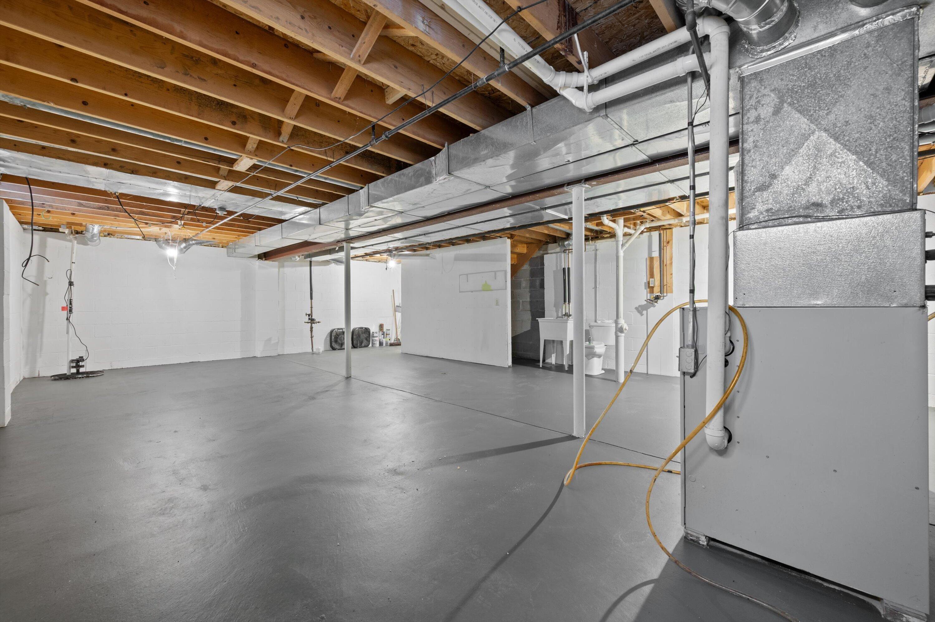 2436 S 75th St Unit: 2438