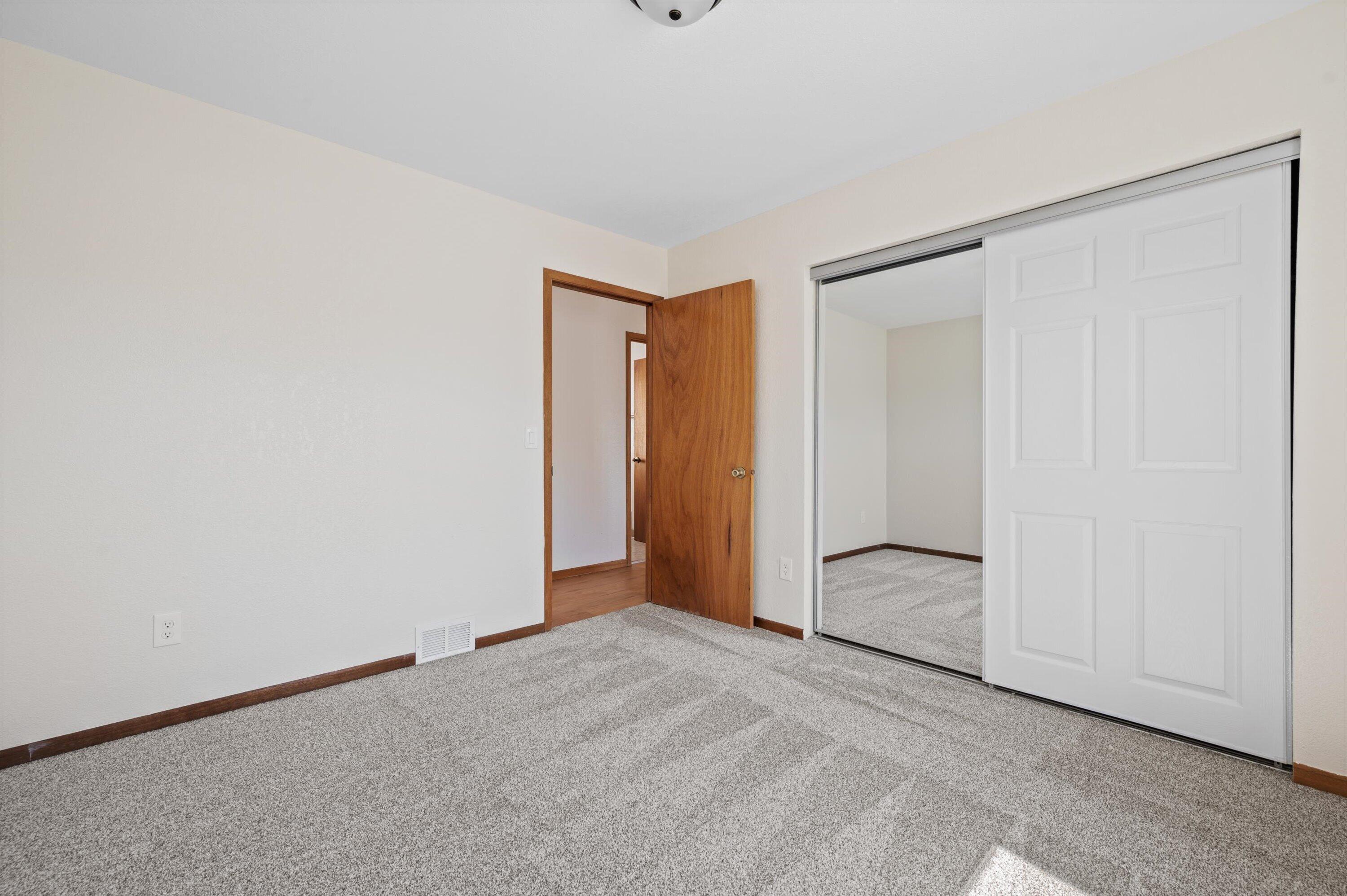 2436 S 75th St Unit: 2438