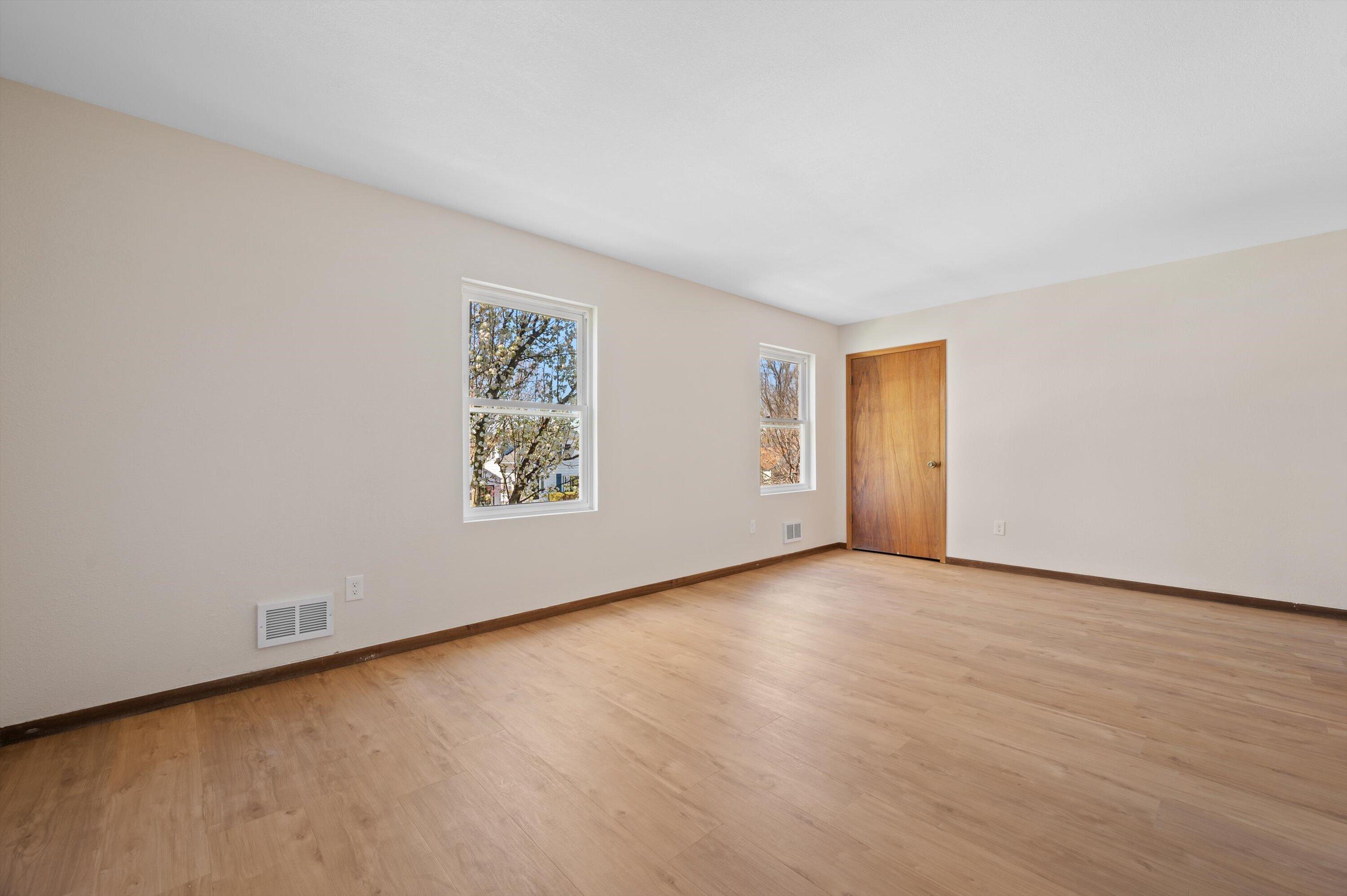 2436 S 75th St Unit: 2438