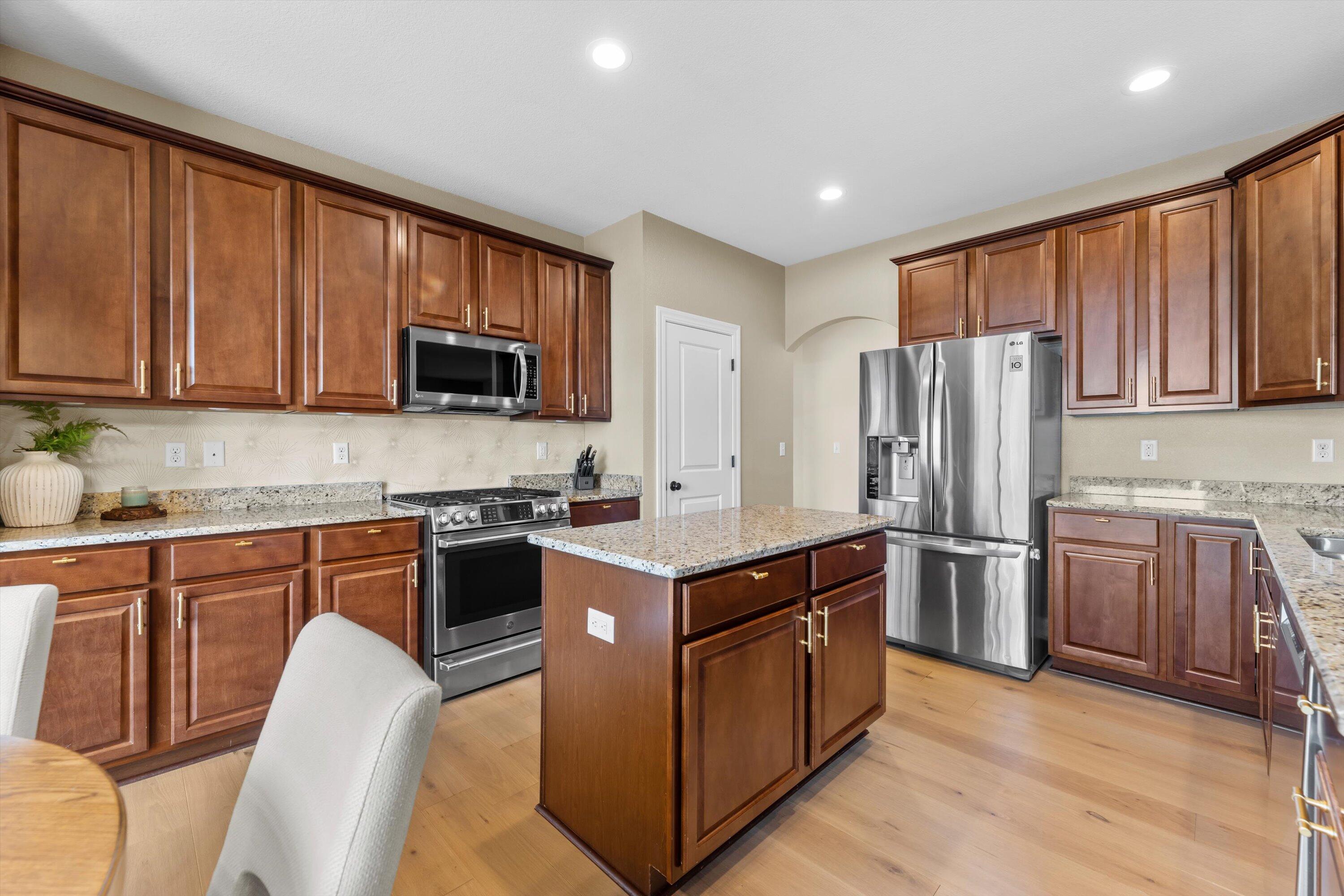 N42W22814 Beacon Ct