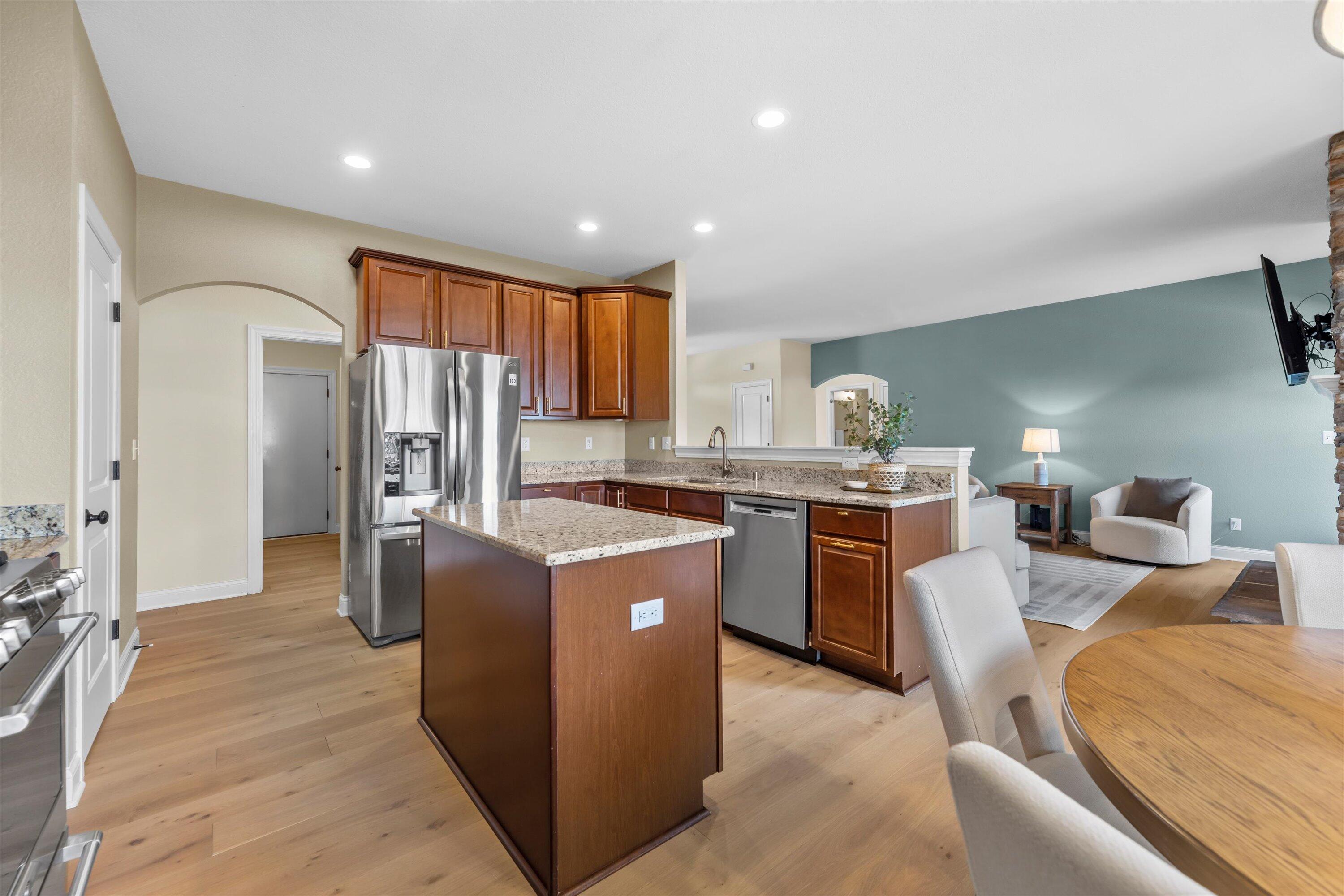 N42W22814 Beacon Ct