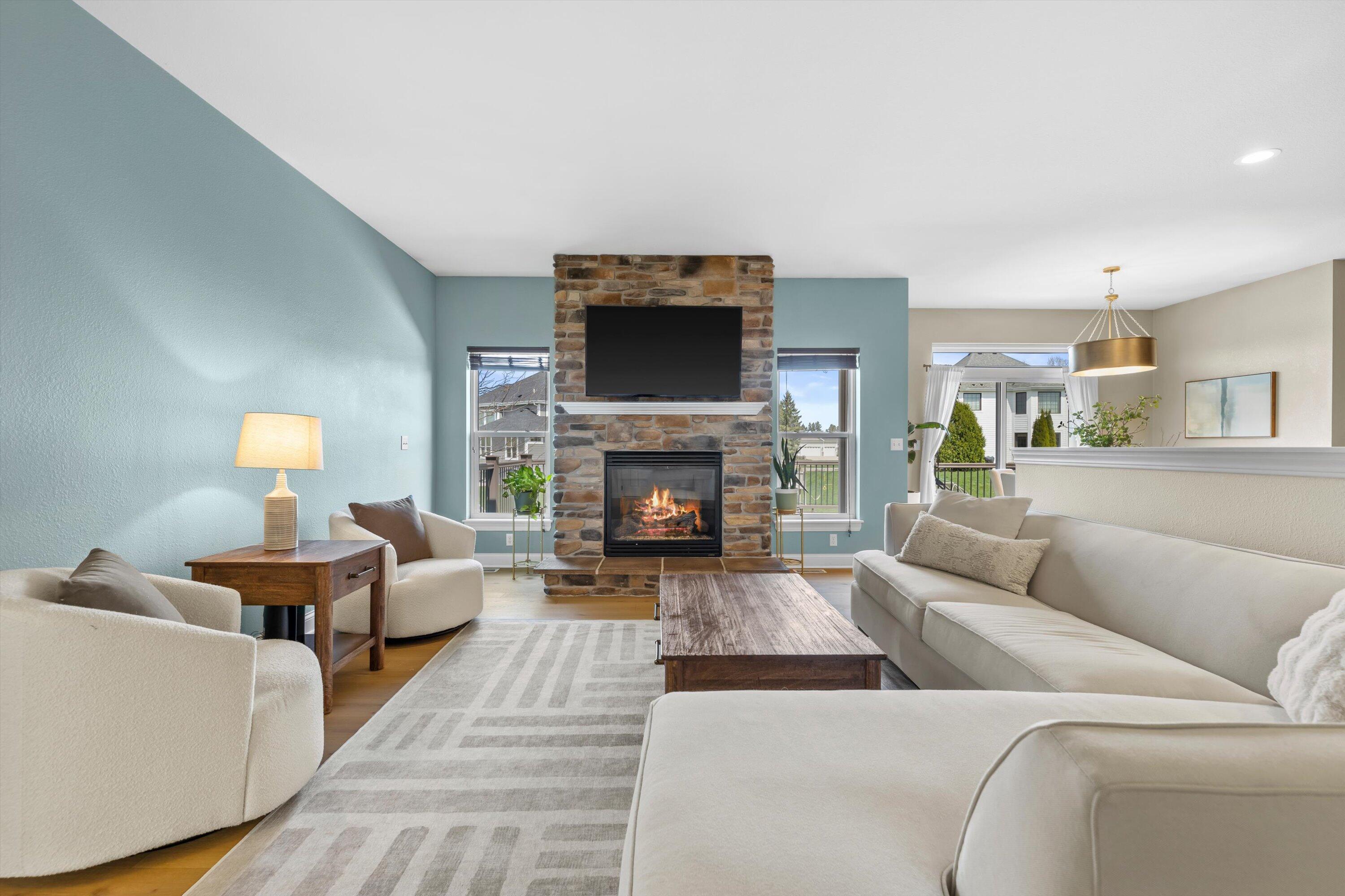 N42W22814 Beacon Ct