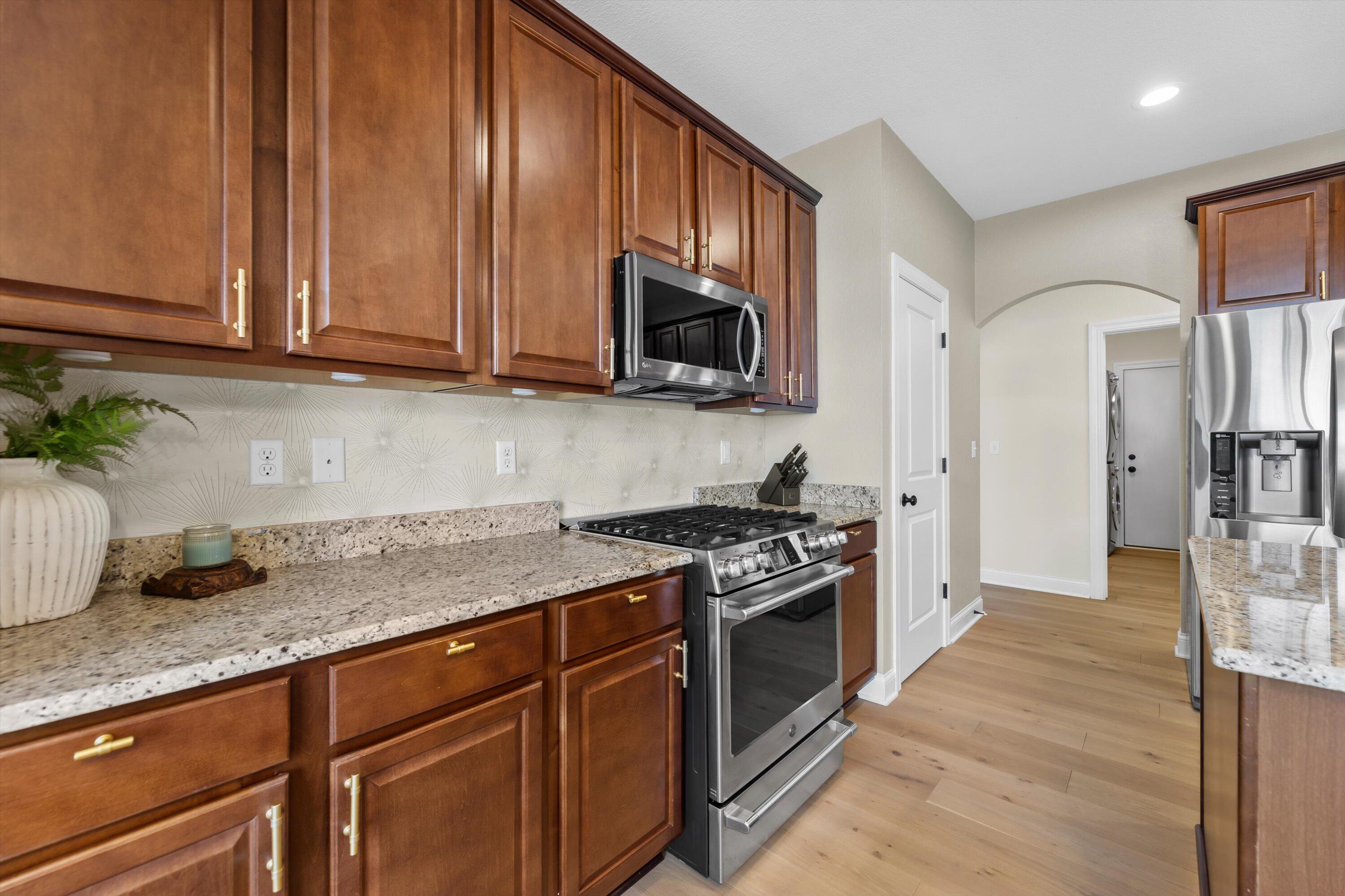 N42W22814 Beacon Ct