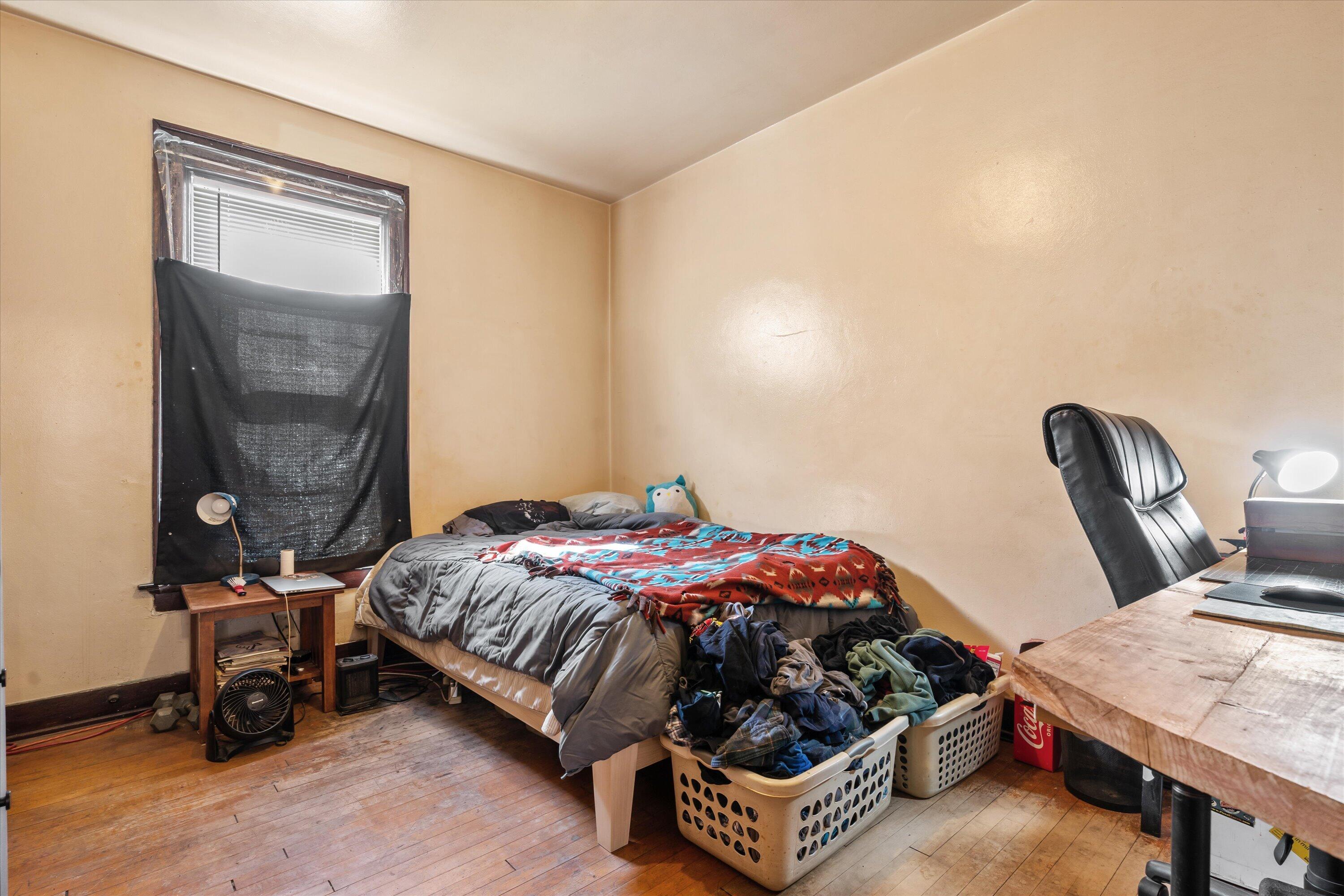 518 E Lloyd St Unit: 520