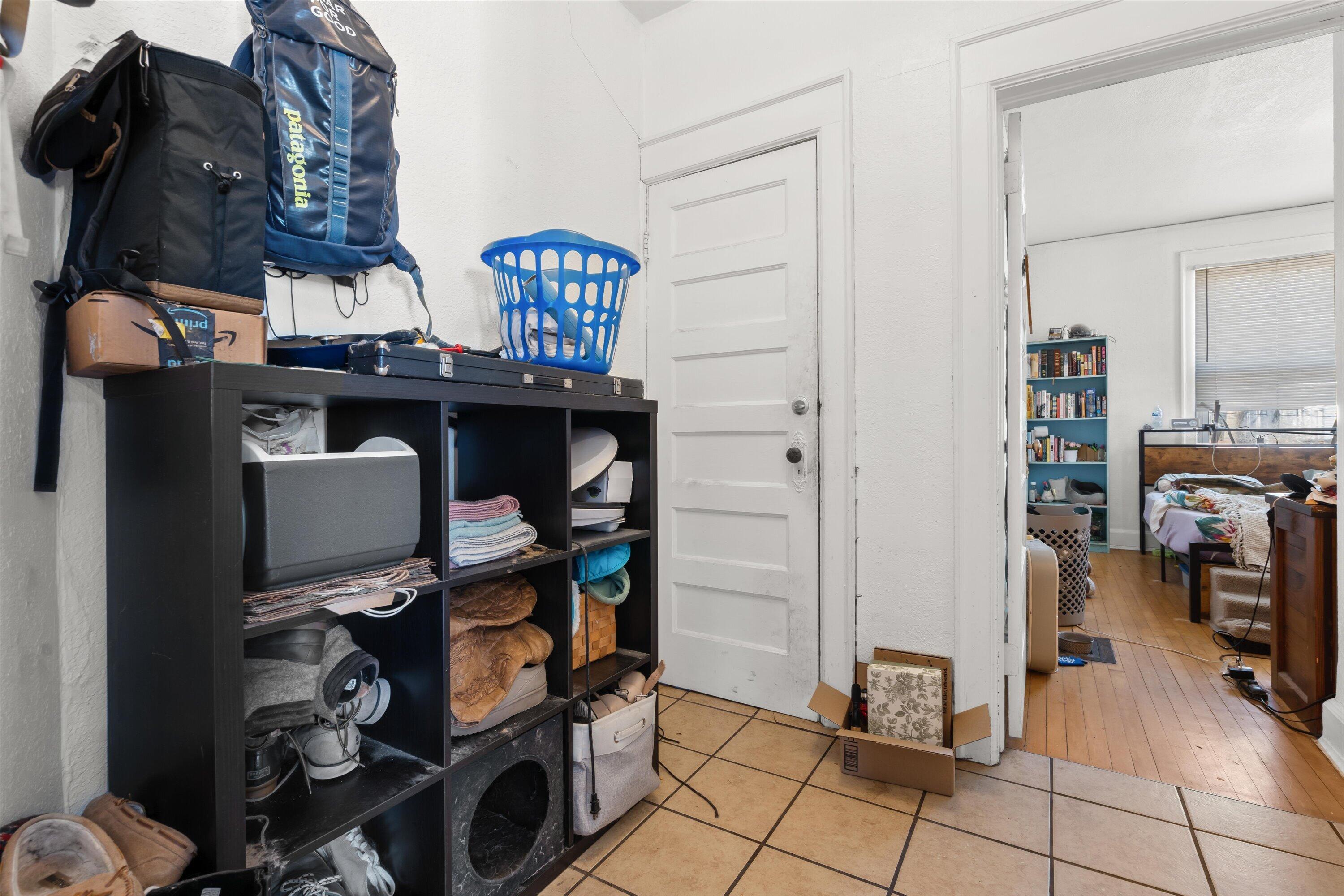 518 E Lloyd St Unit: 520