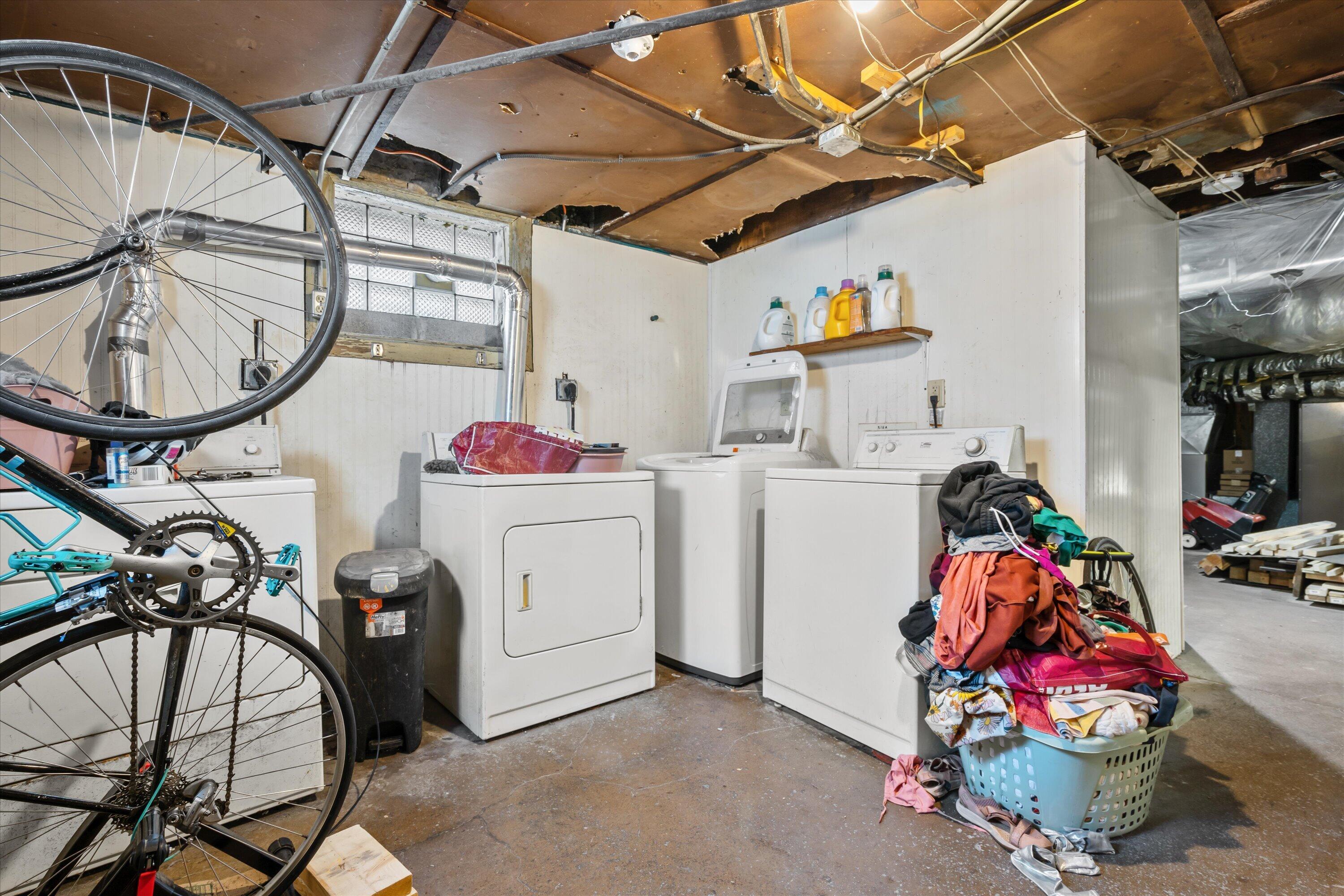 518 E Lloyd St Unit: 520